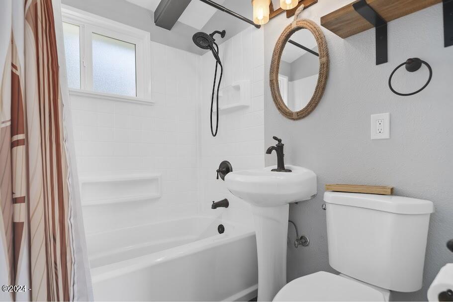 3660 Rocky Creek Ave