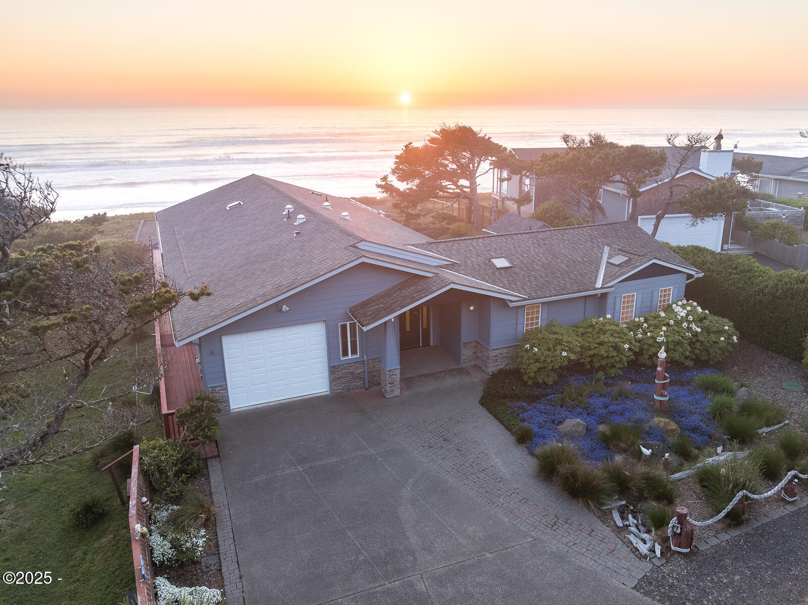 8810 SW Marine View Street