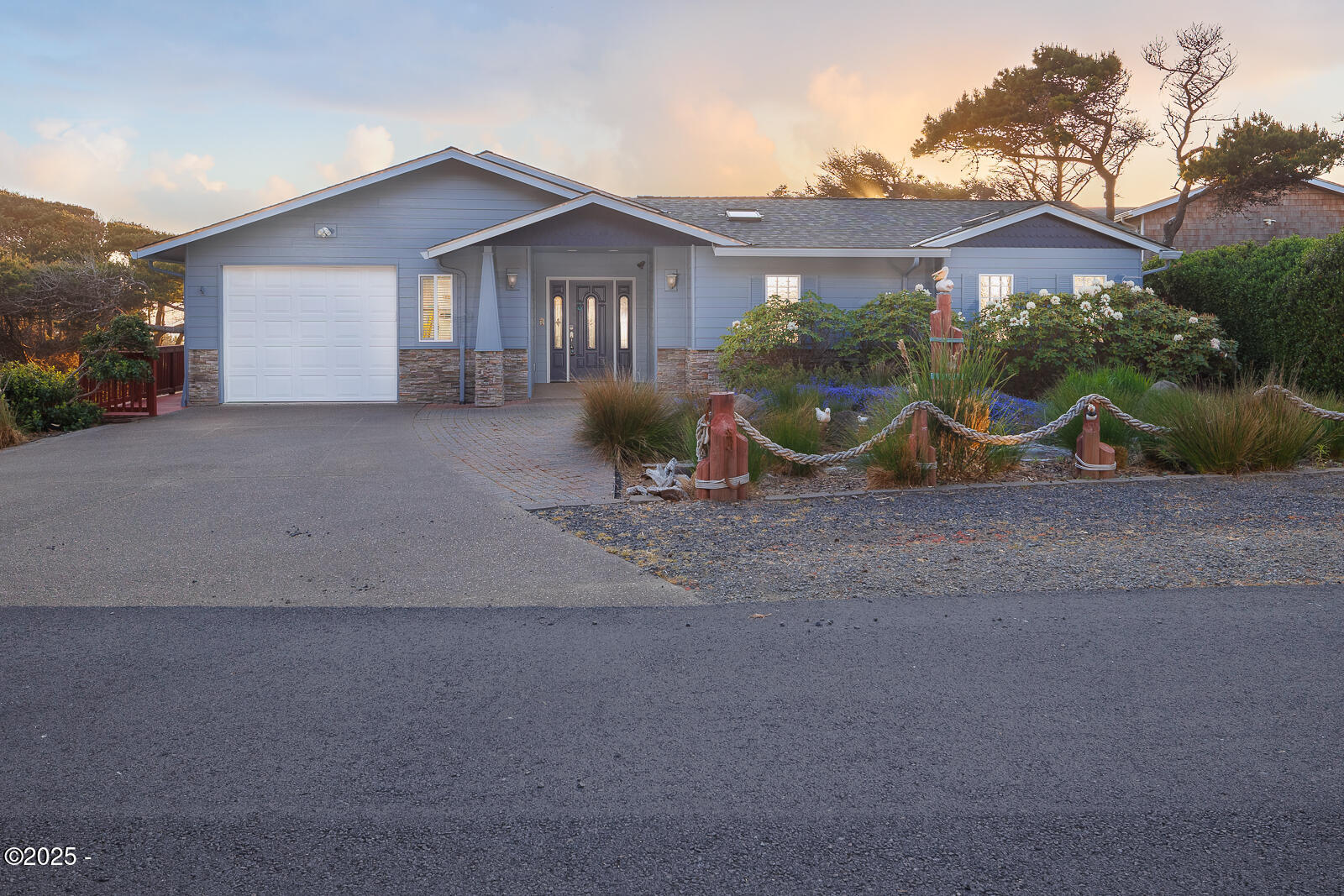 8810 SW Marine View Street