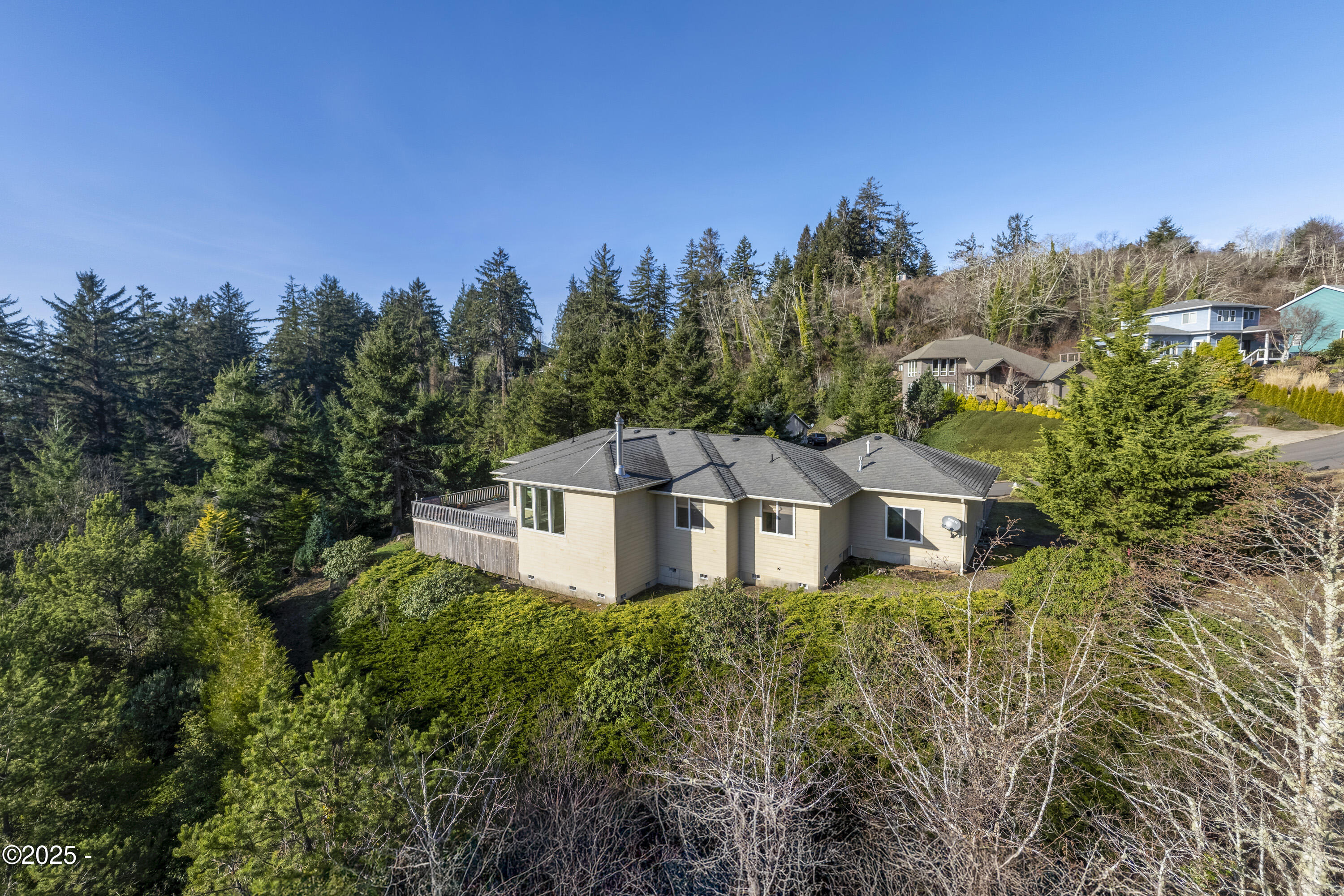 584 SE Running Springs Street