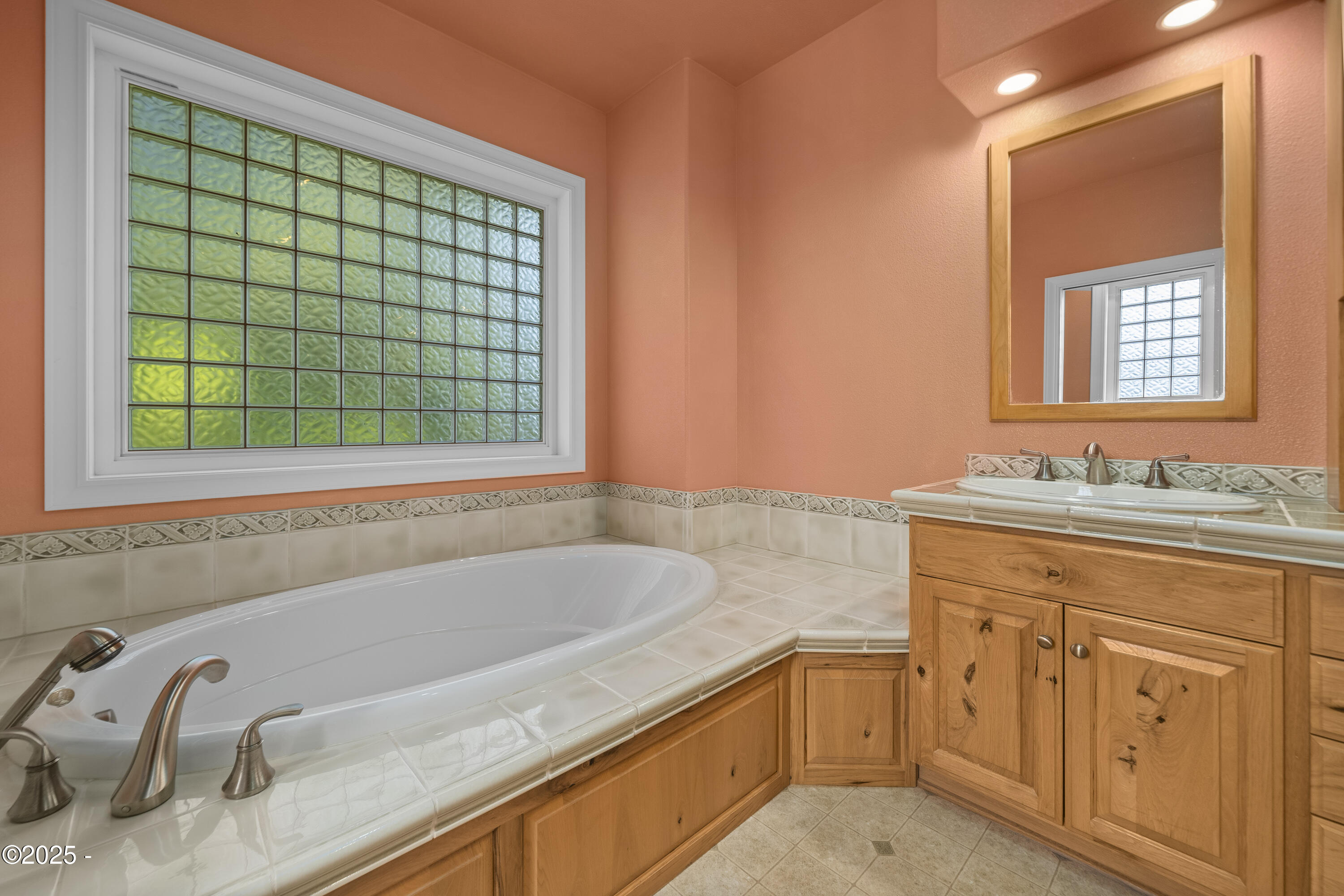 584 SE Running Springs Street