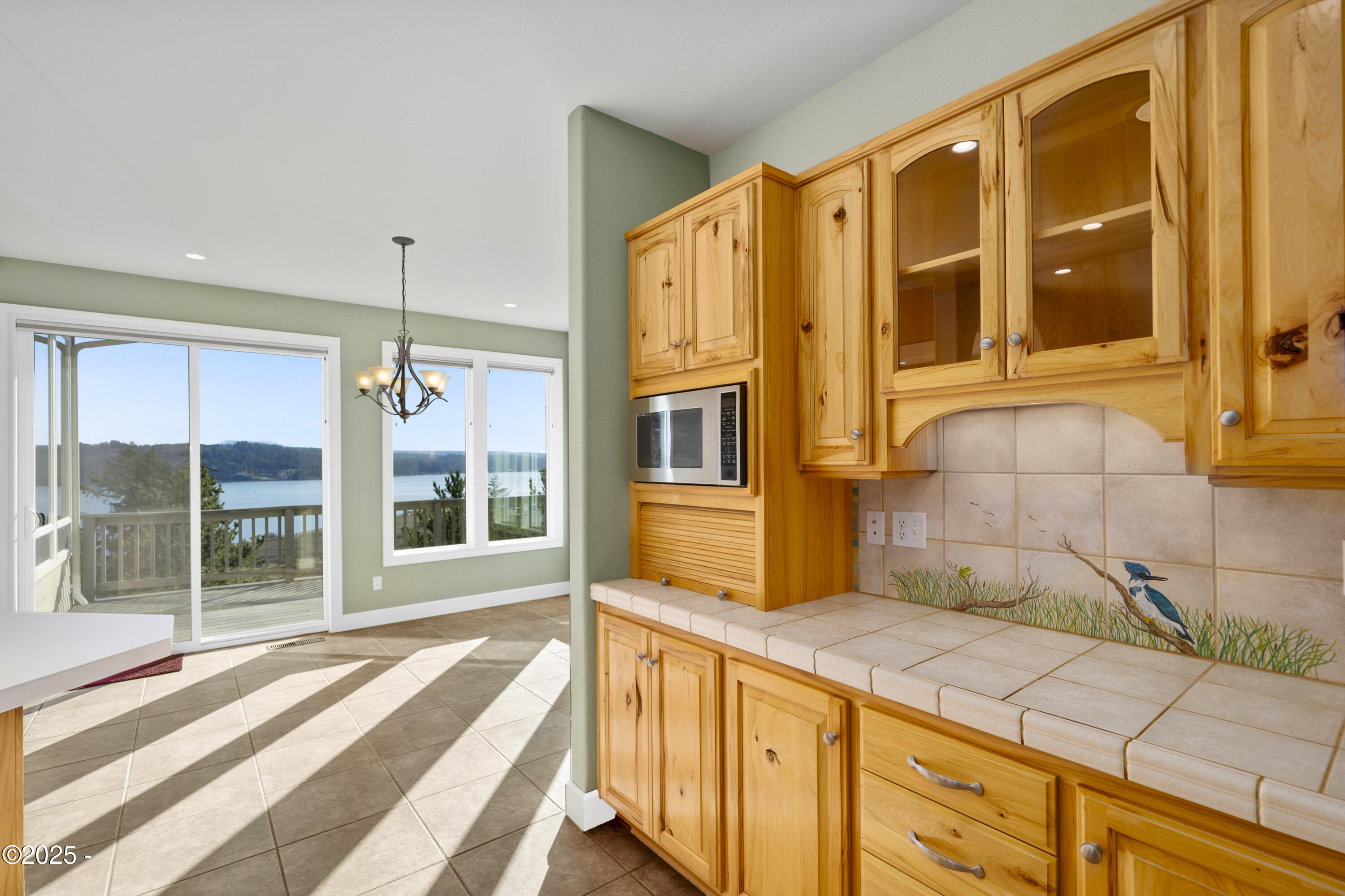 584 SE Running Springs Street