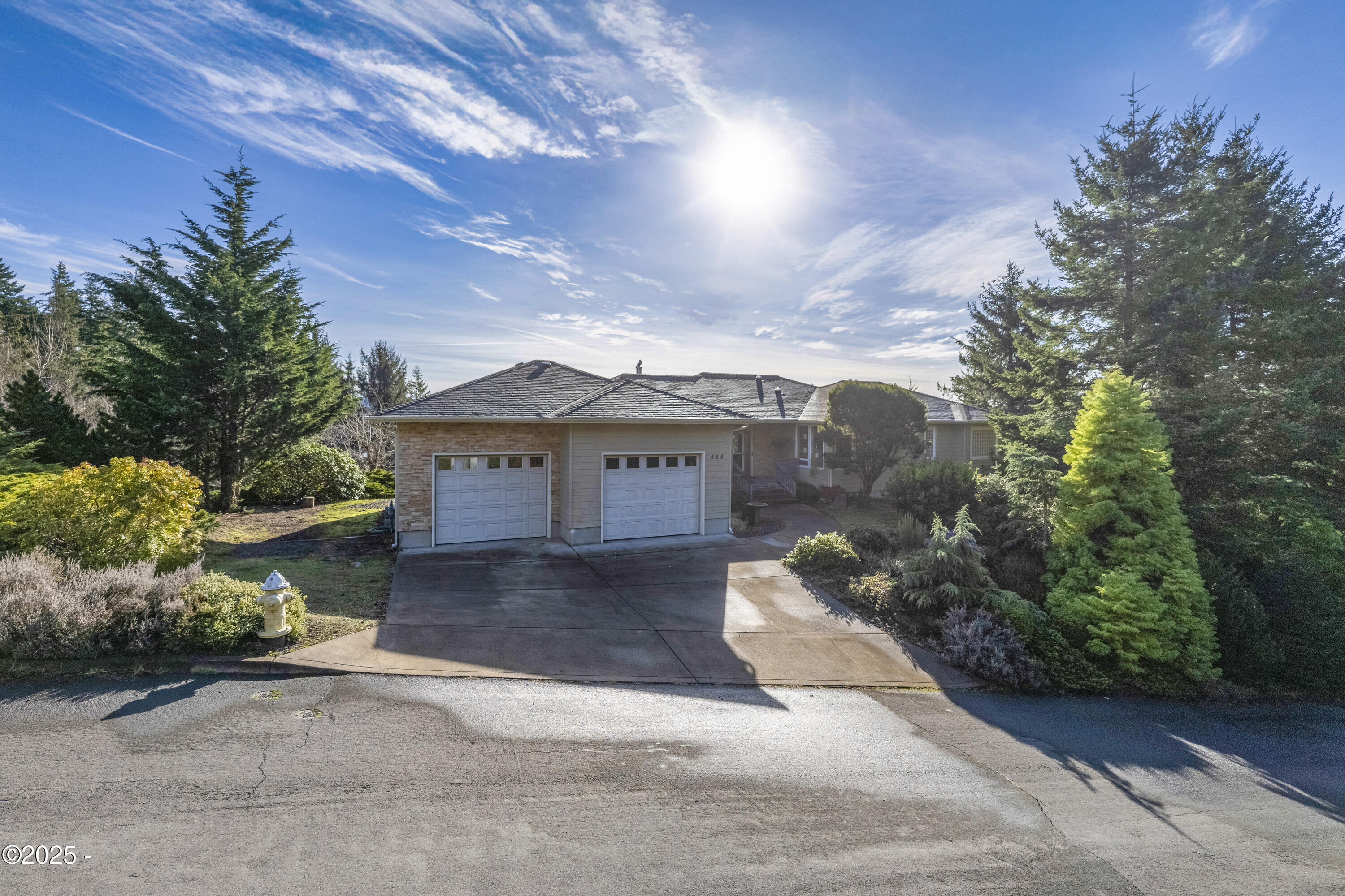 584 SE Running Springs Street
