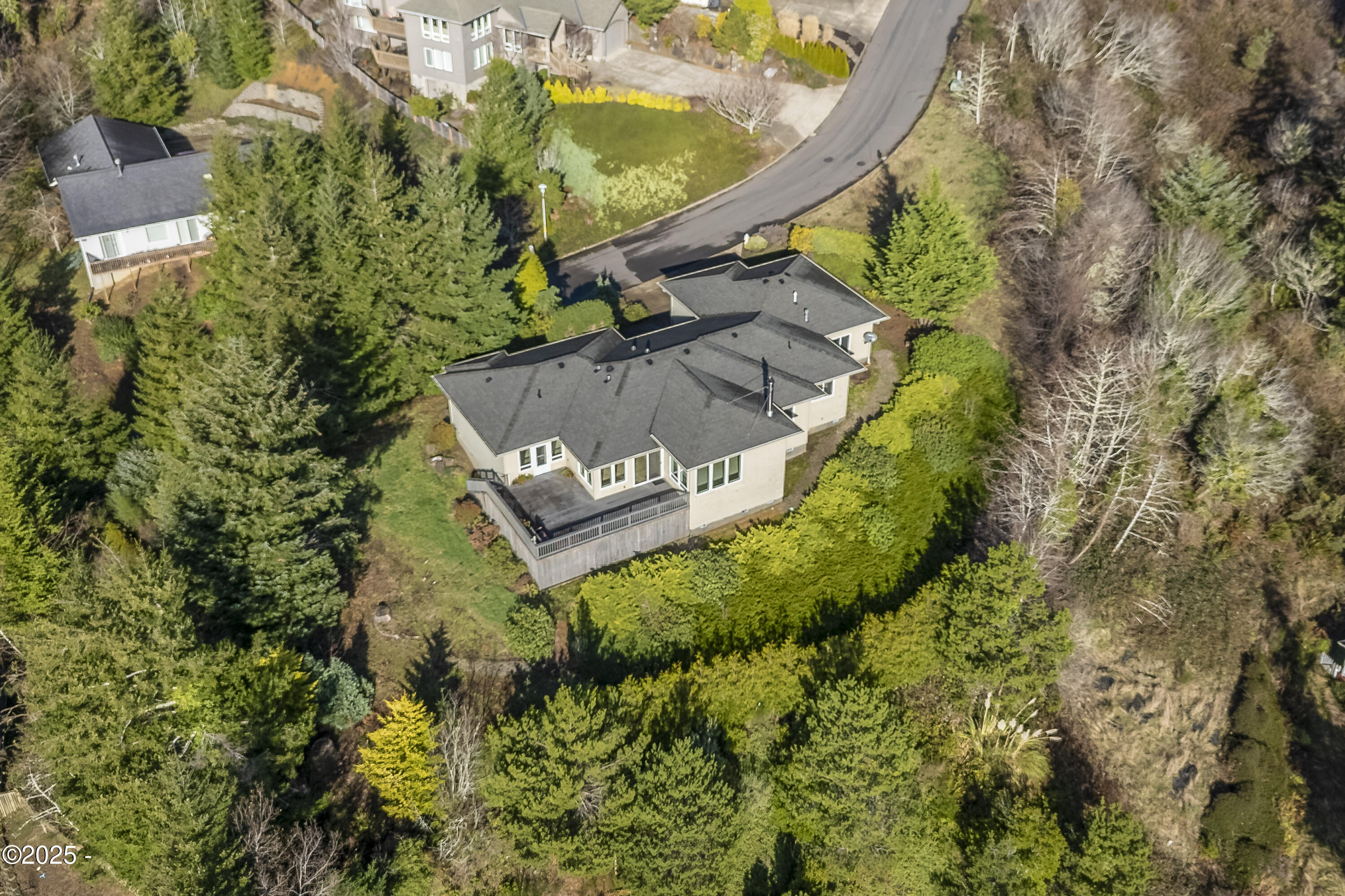 584 SE Running Springs Street