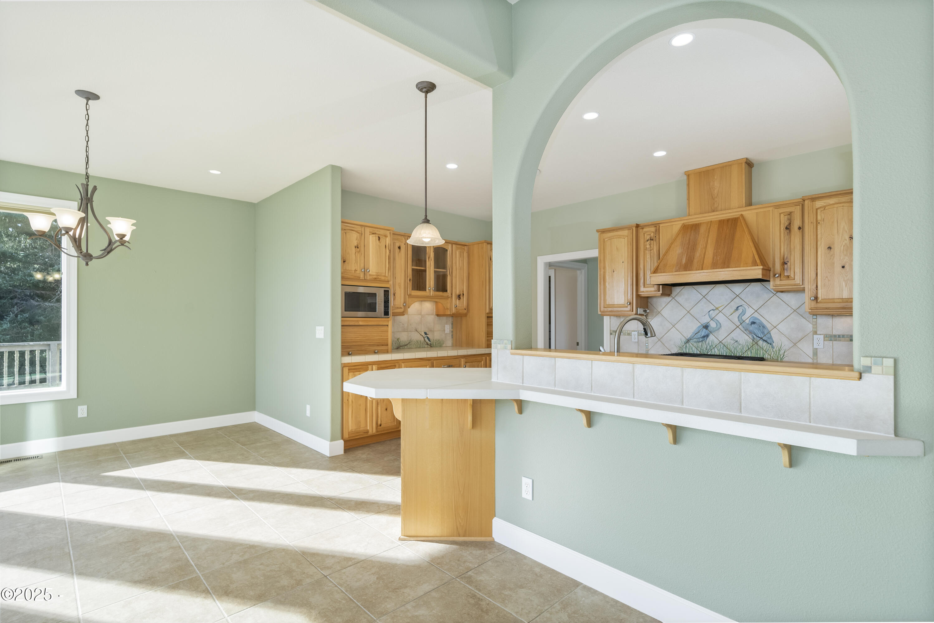 584 SE Running Springs Street