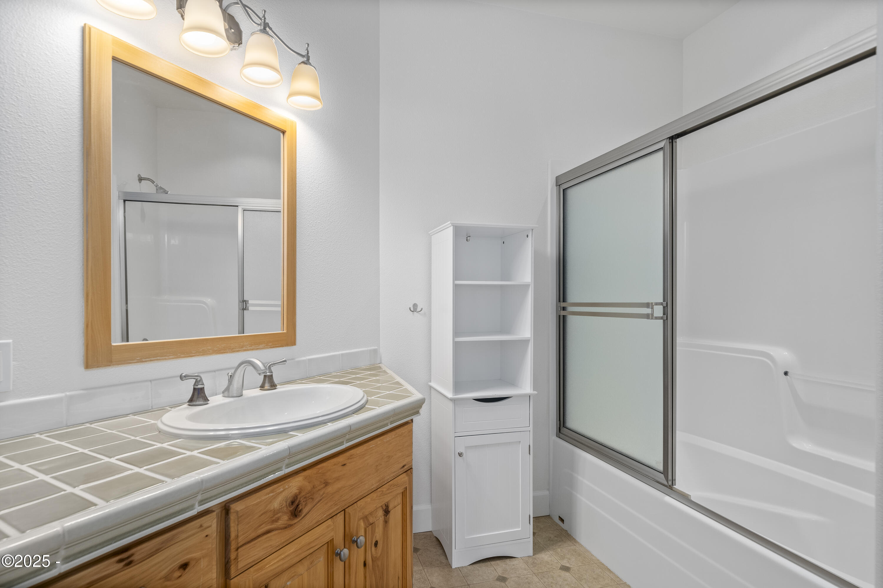 584 SE Running Springs Street