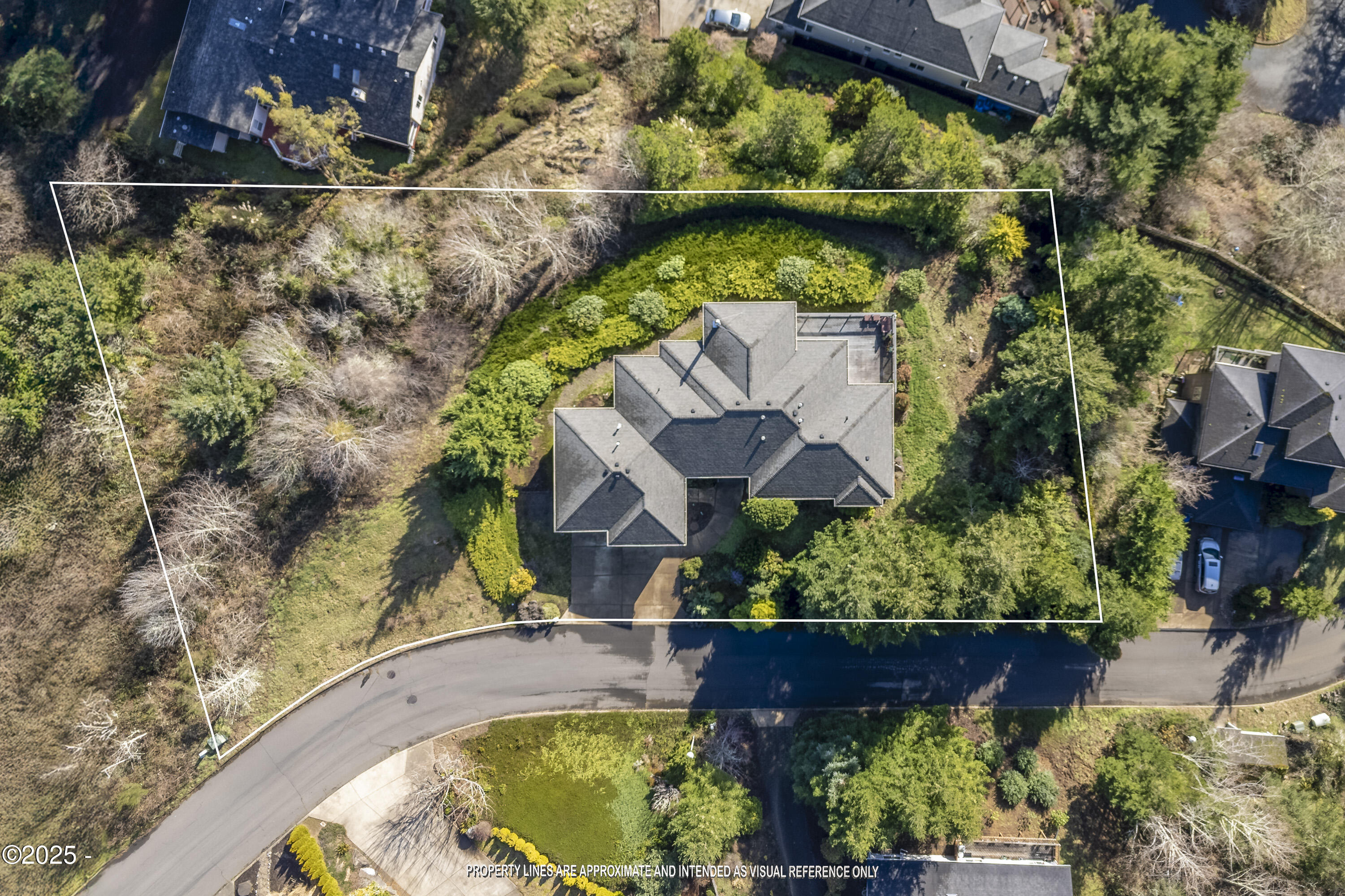 584 SE Running Springs Street