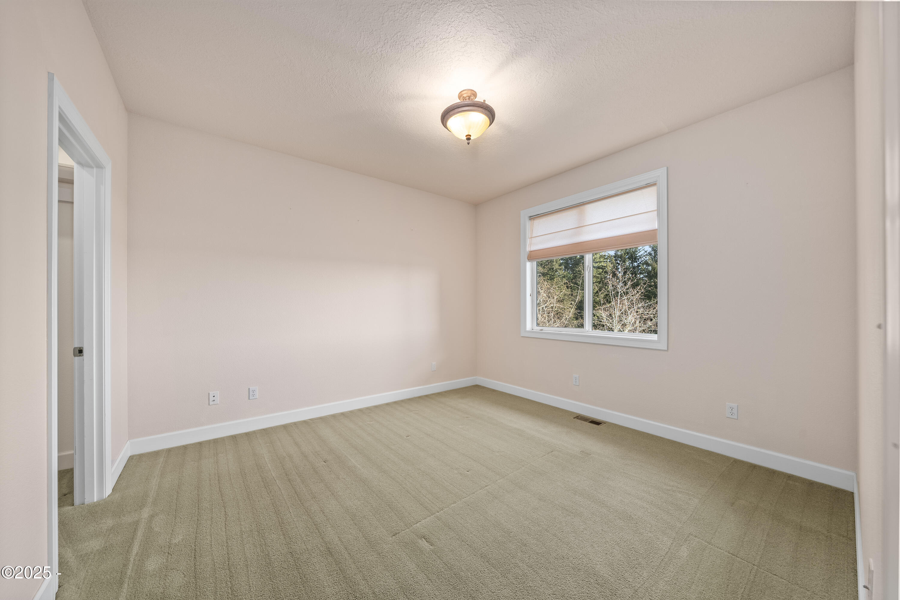 584 SE Running Springs Street