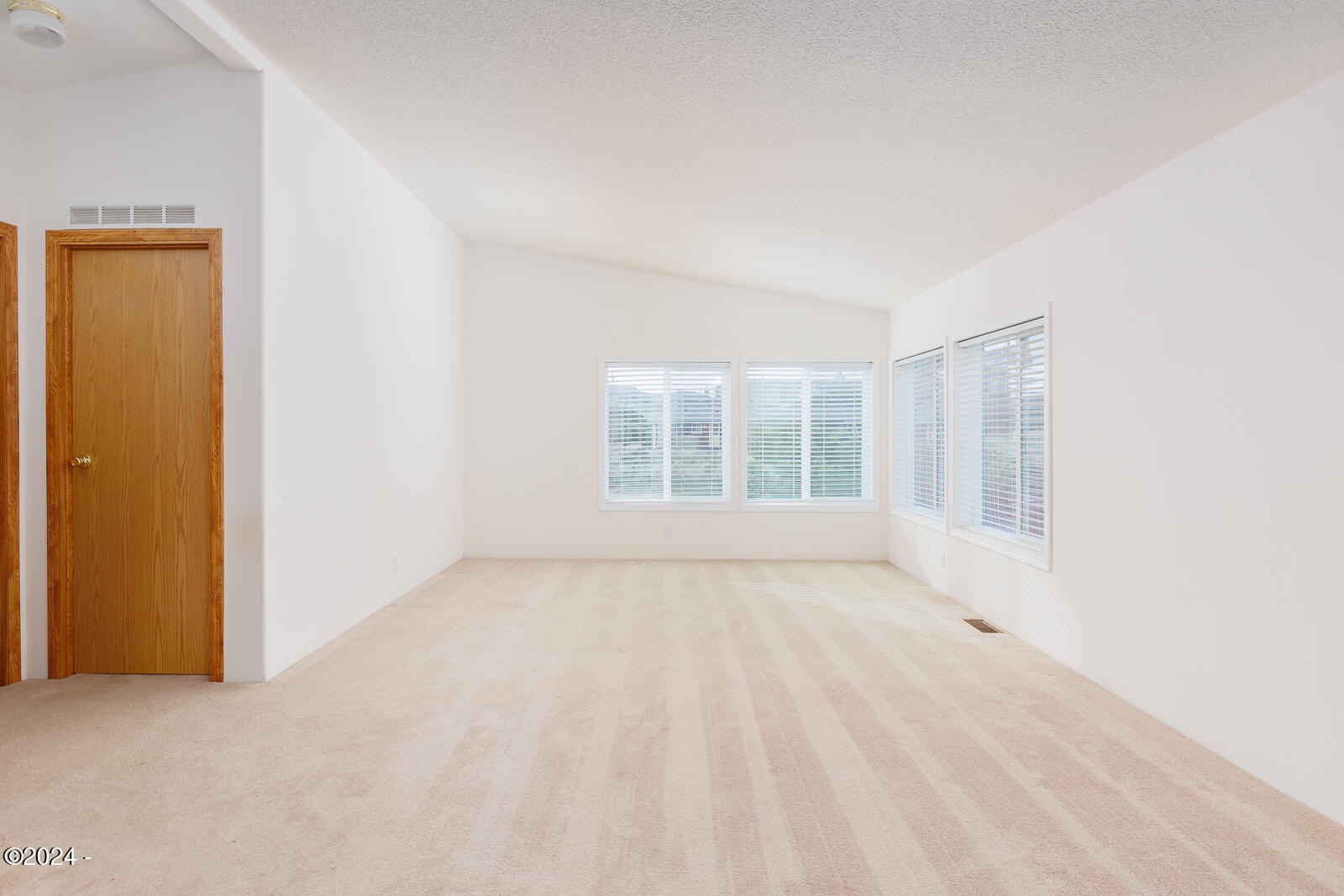 1818 NW Canal Street