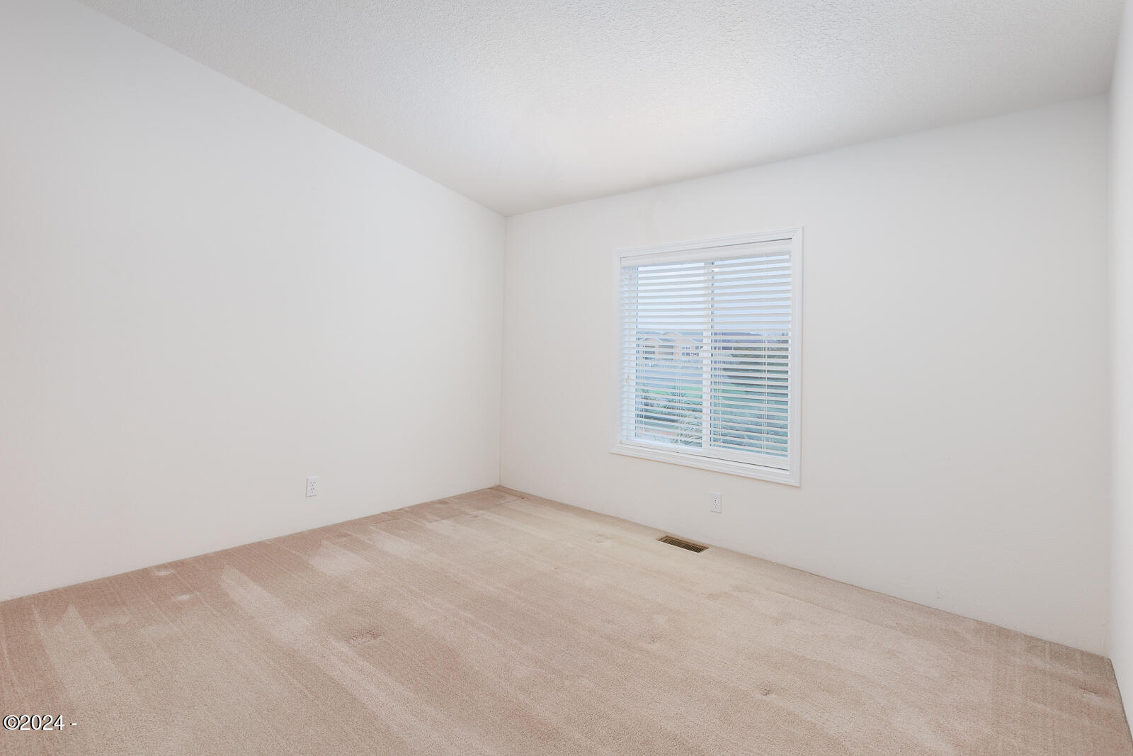 1818 NW Canal Street