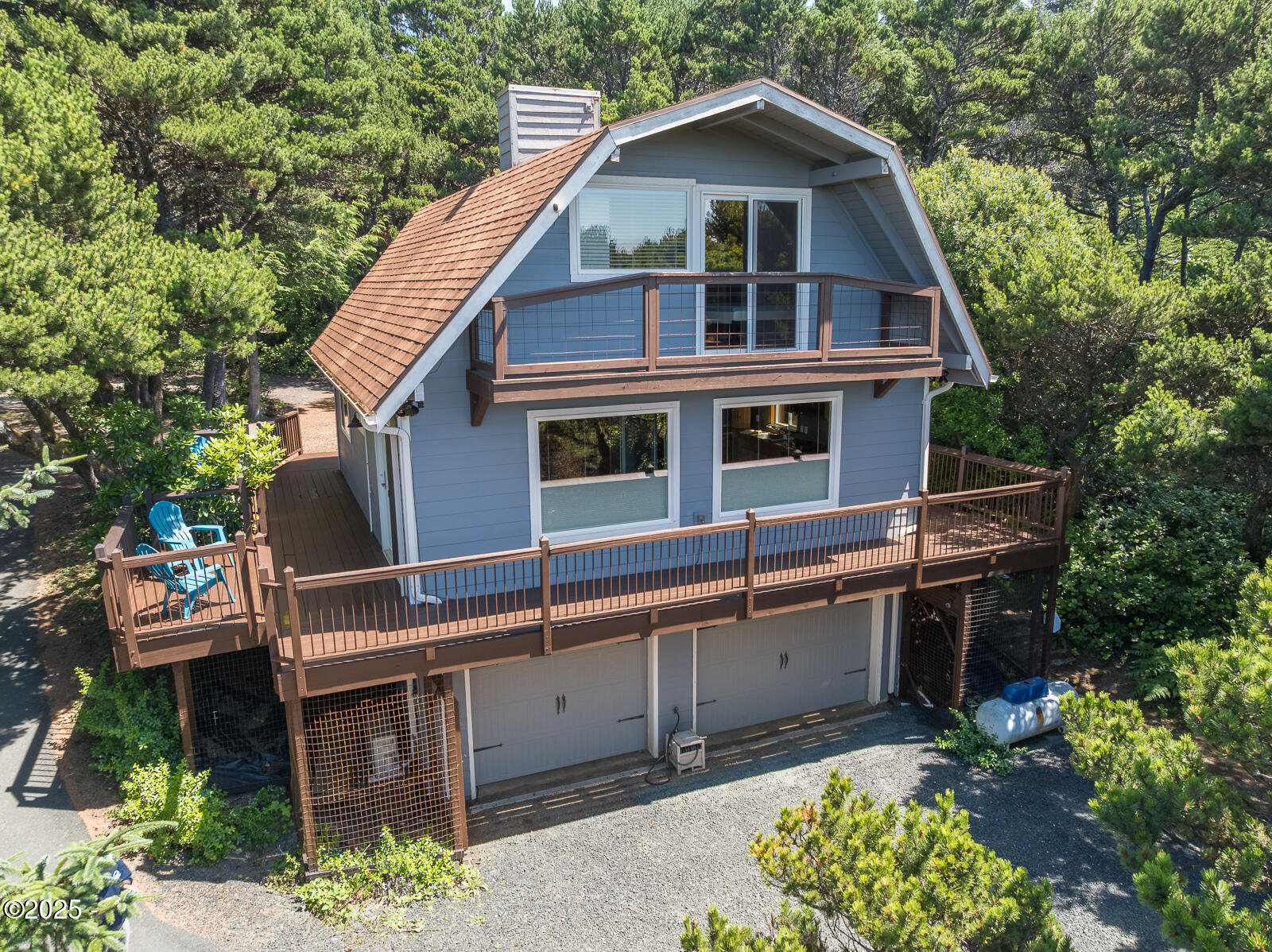 1115 SW Whitecap Drive