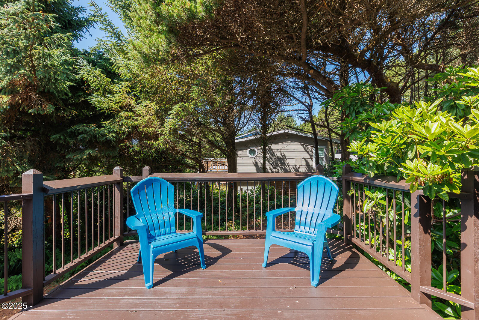 1115 SW Whitecap Drive