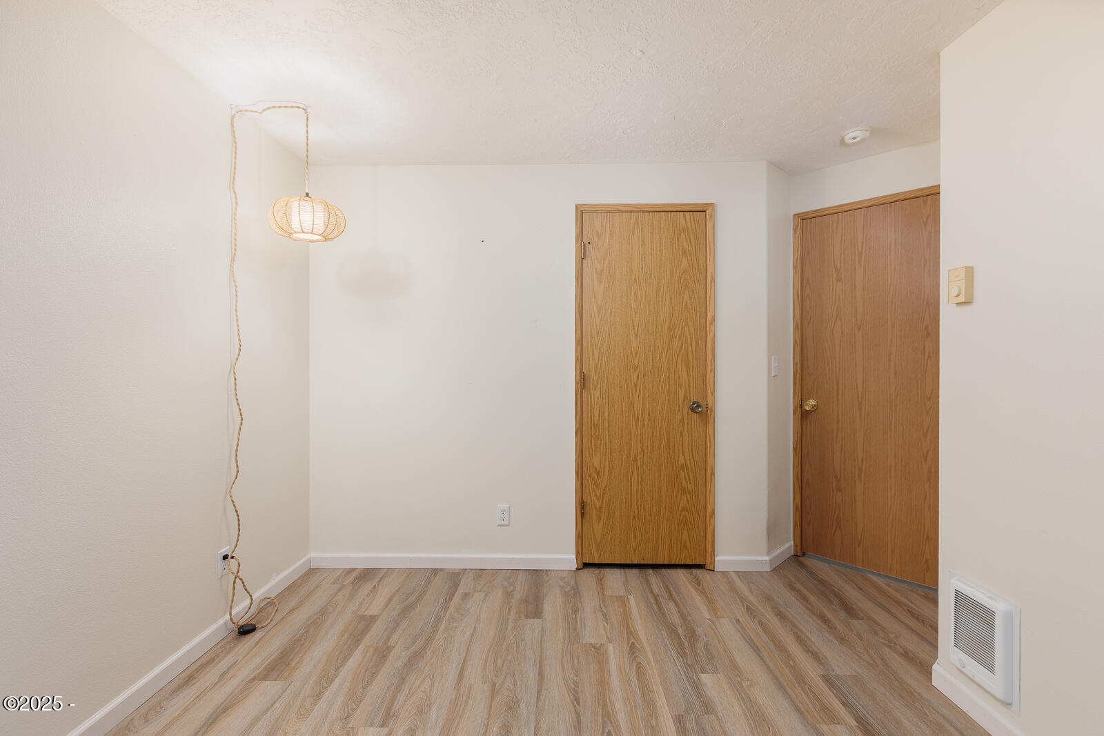 725 SE Ball Boulevard