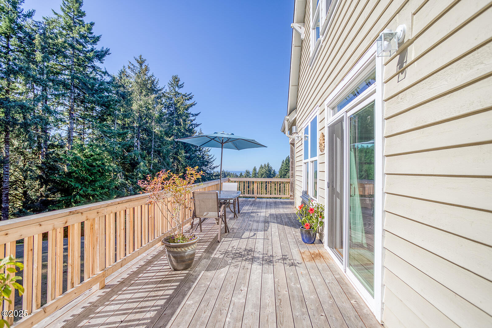 1219 NE Newport Heights Drive