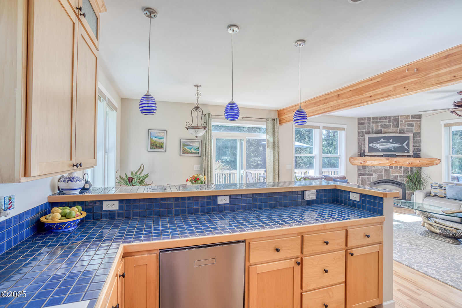 1219 NE Newport Heights Drive