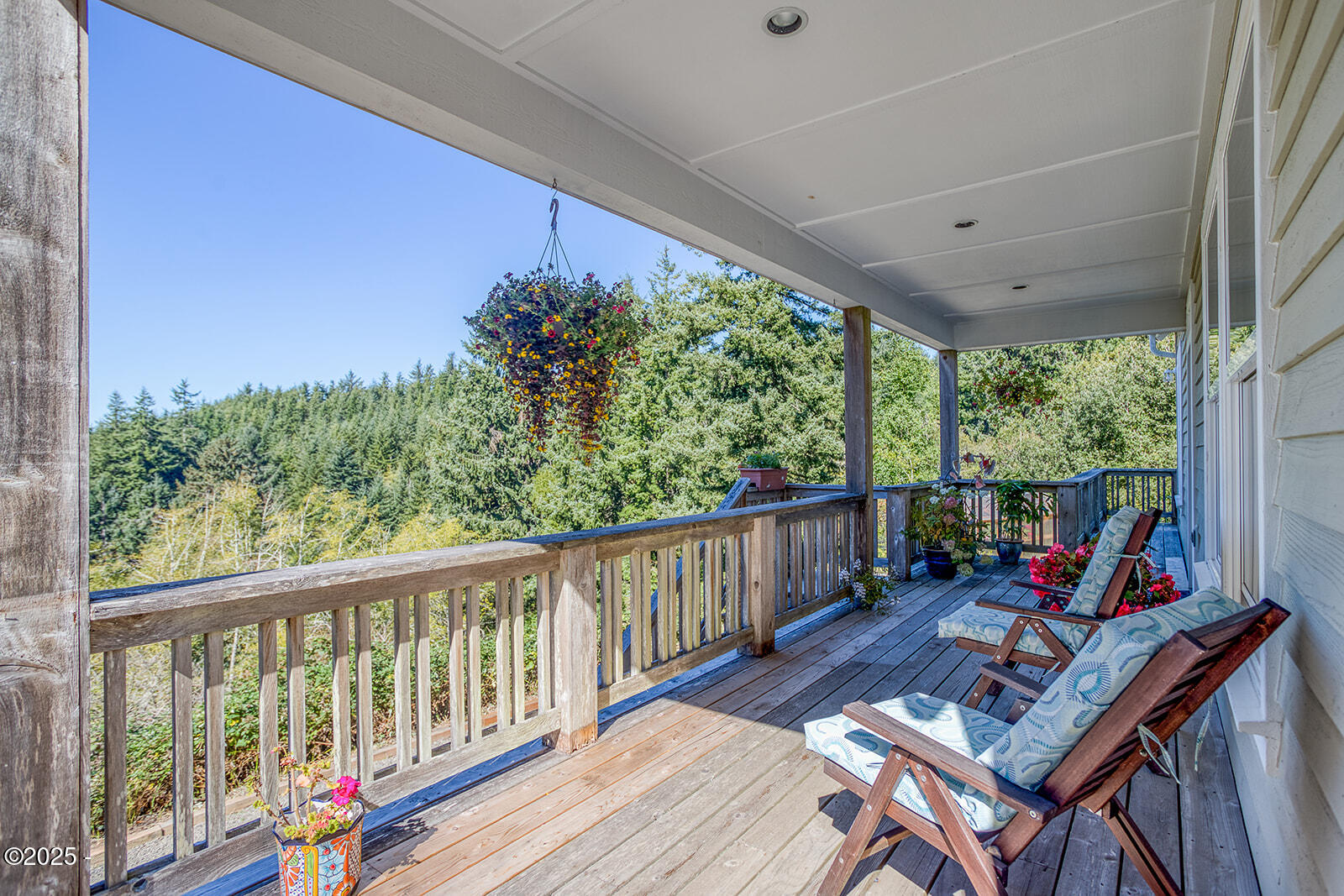 1219 NE Newport Heights Drive