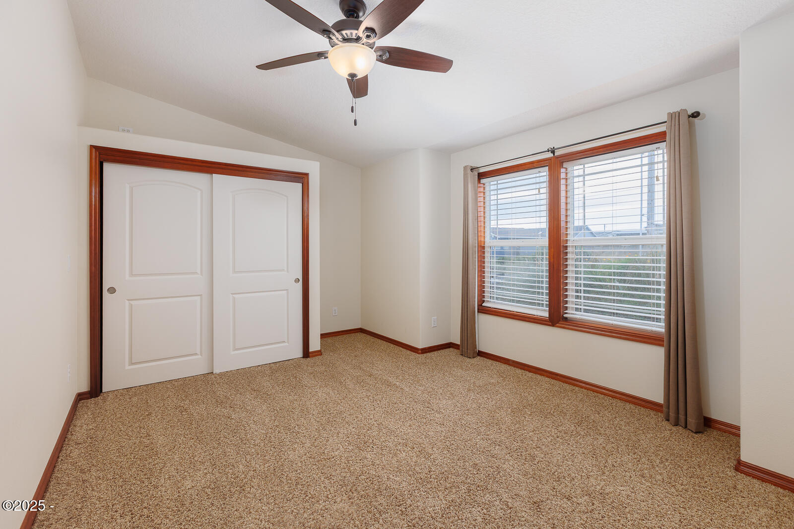 1617 NW Oceanic Loop