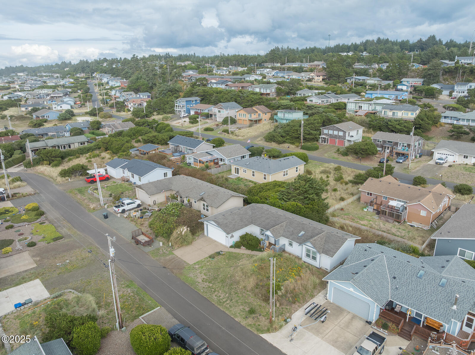 1617 NW Oceanic Loop