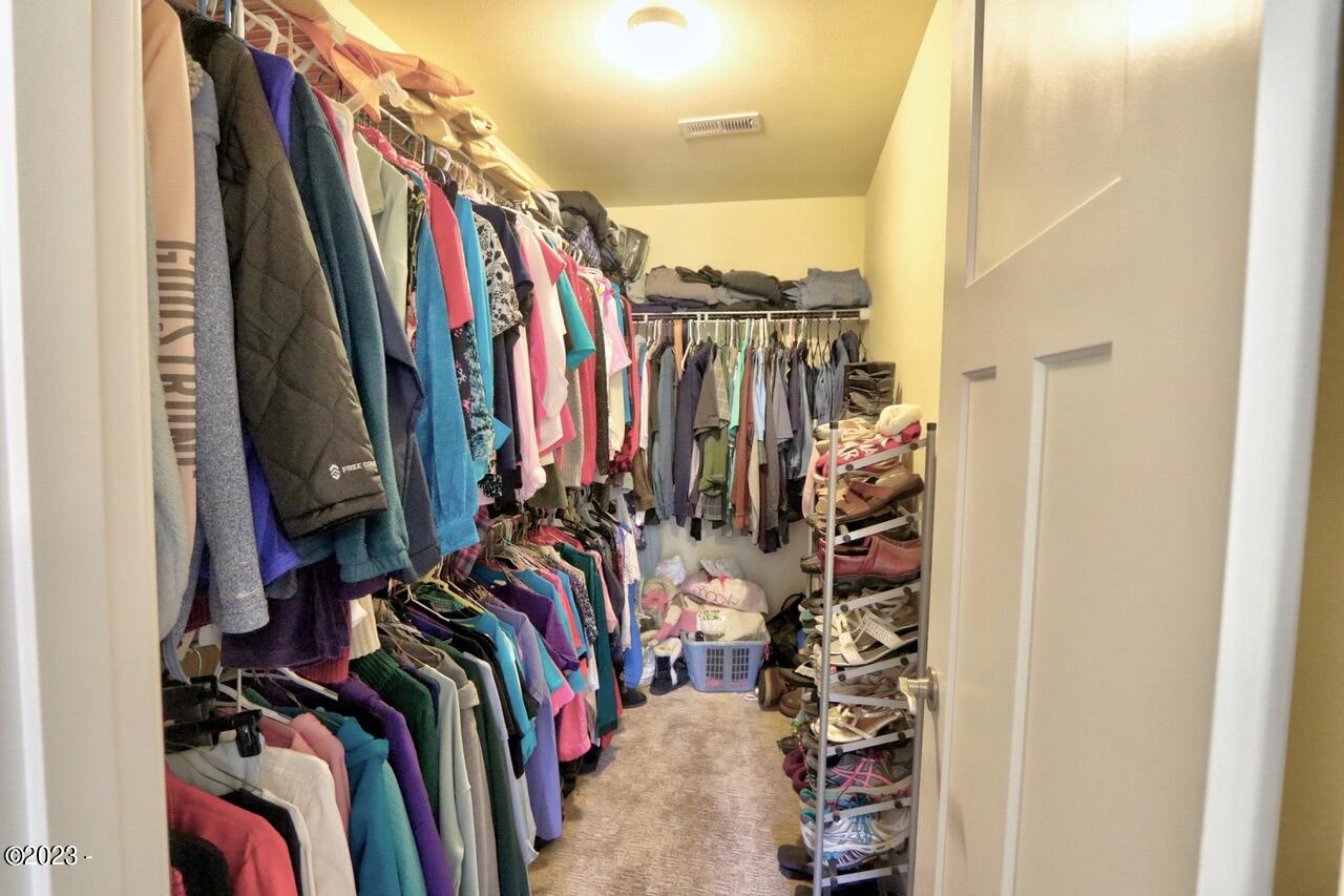 11995 NW Thompson Street