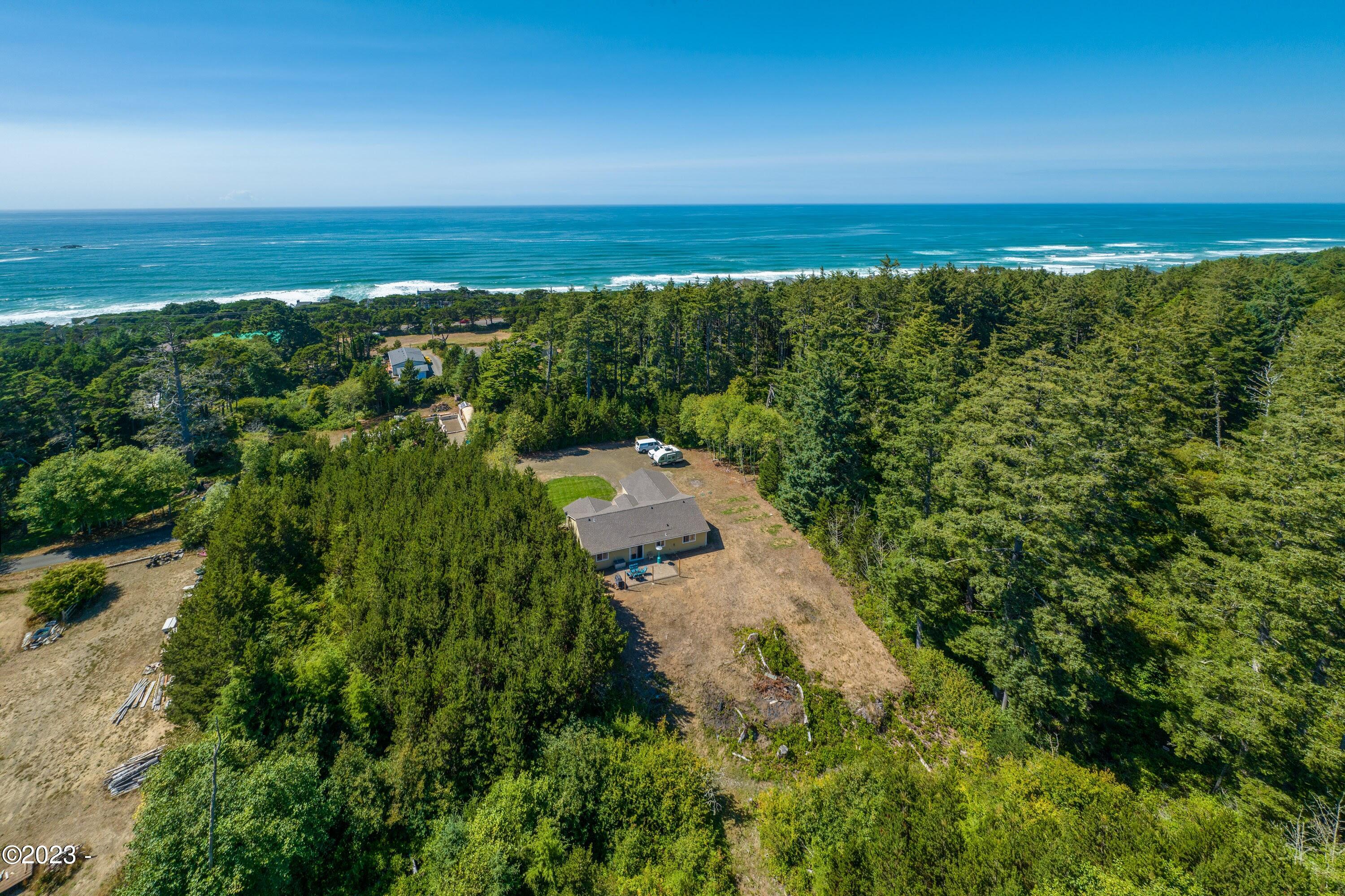 11995 NW Thompson Street