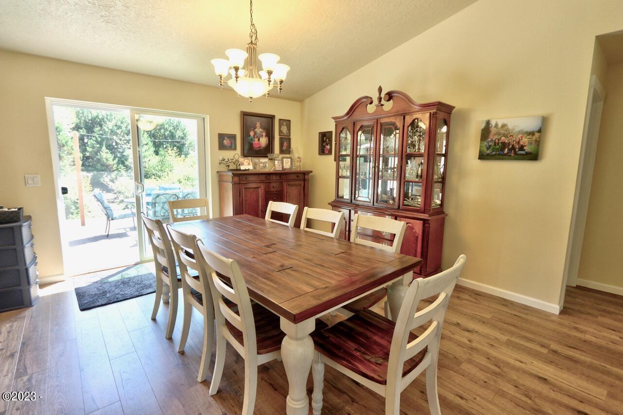 11995 NW Thompson Street