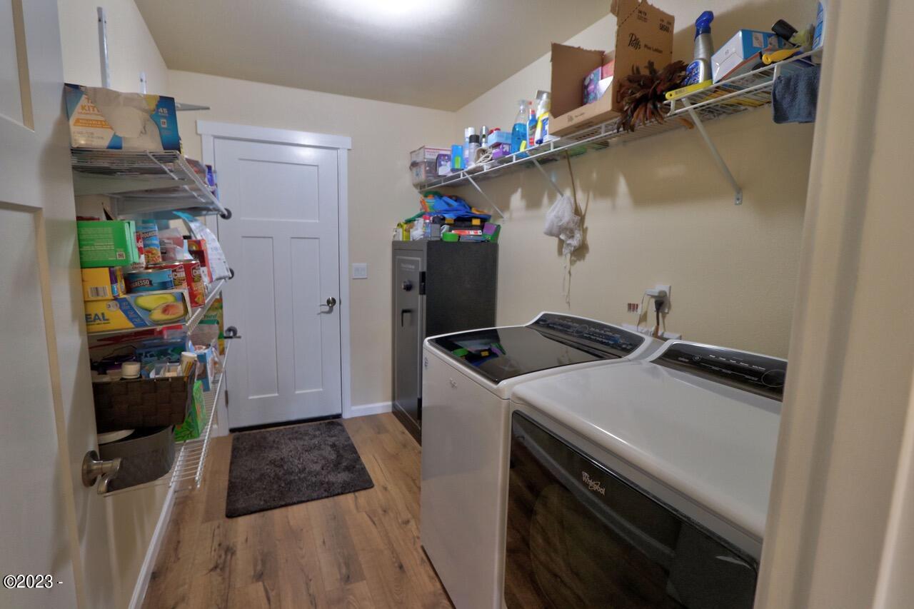 11995 NW Thompson Street