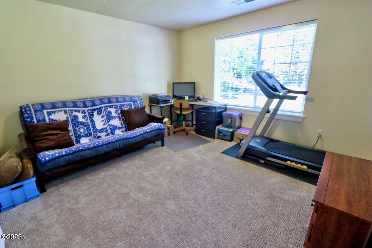 11995 NW Thompson Street