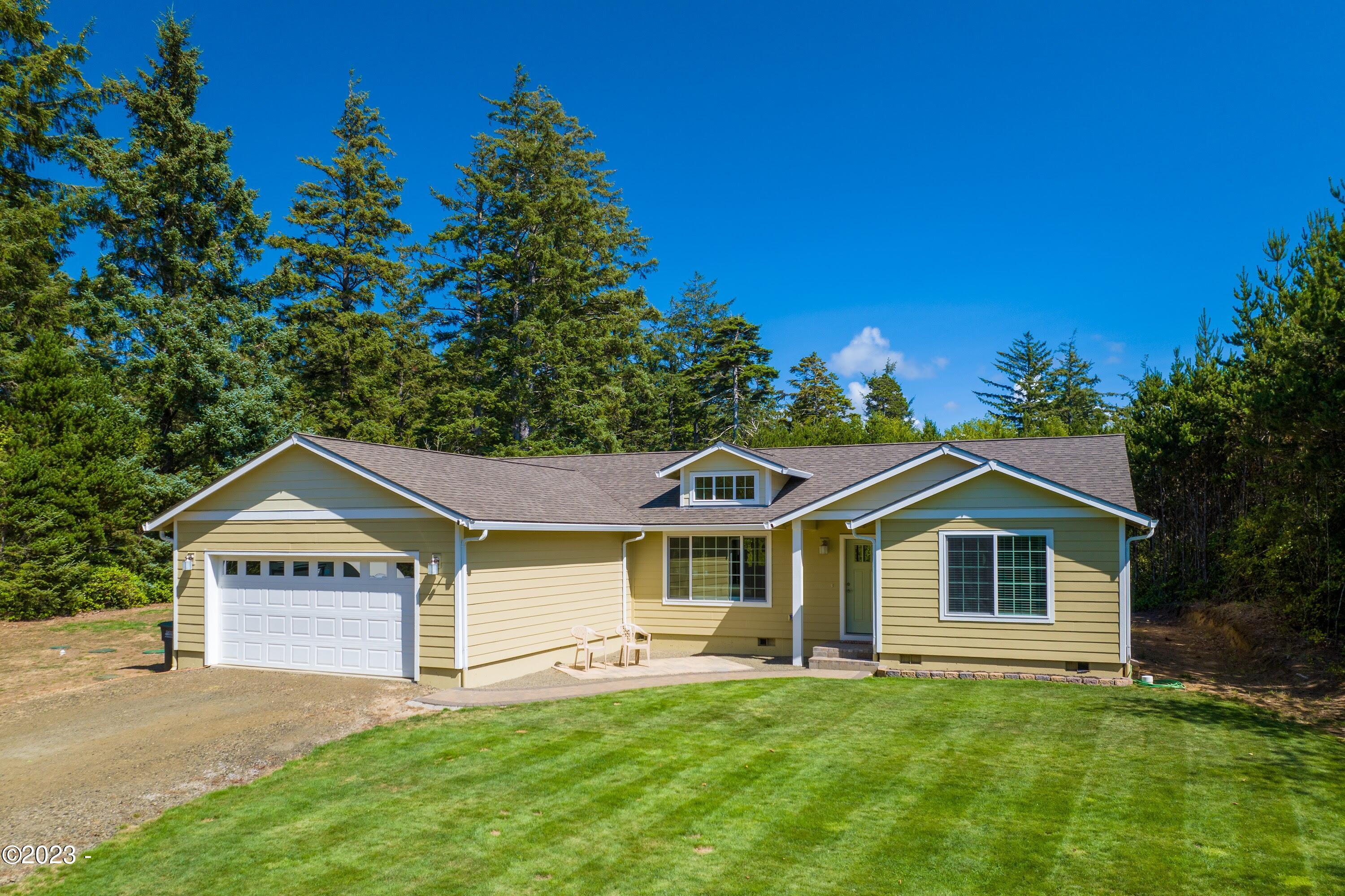 11995 NW Thompson Street