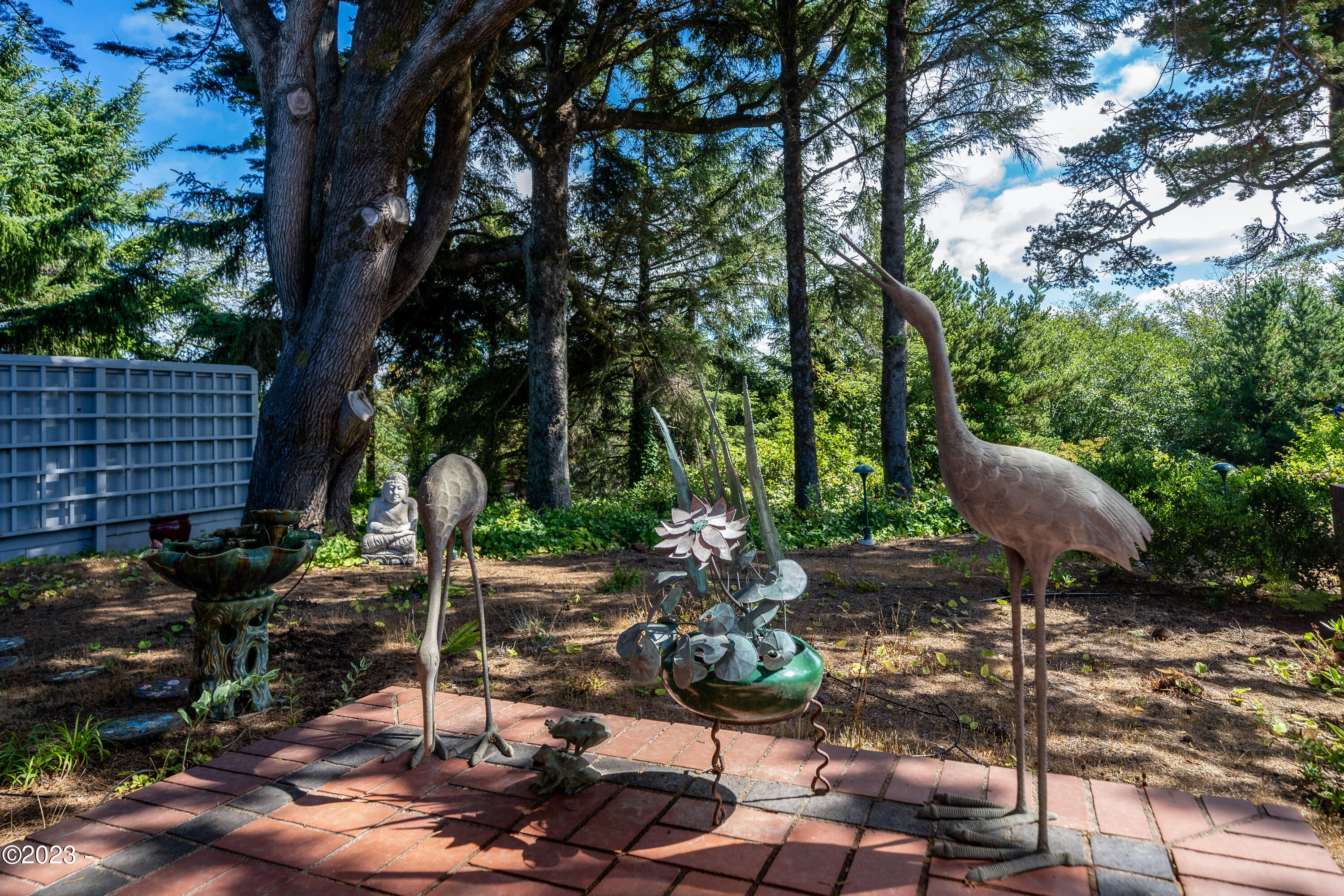 2407 NW Pacific Street