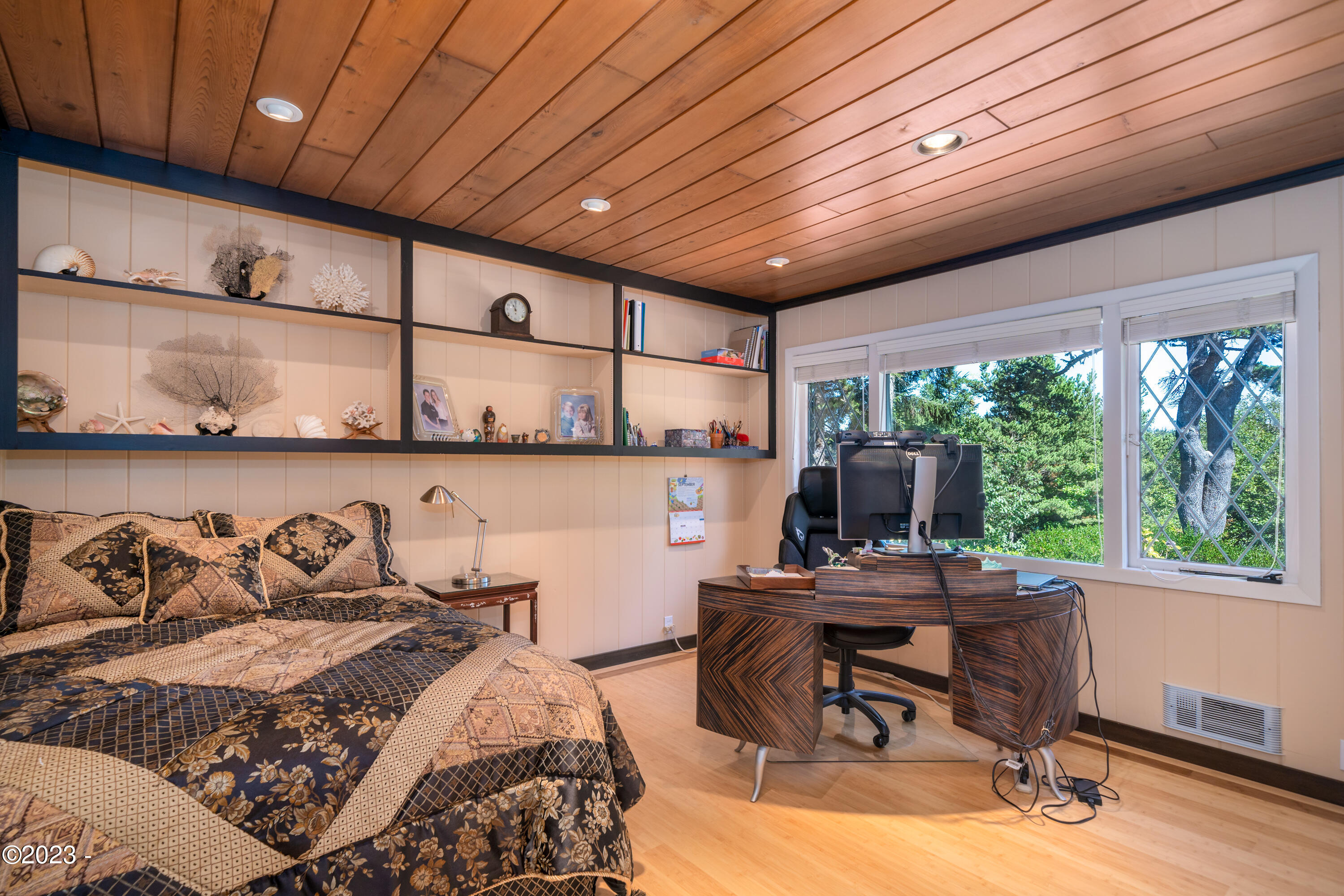 2407 NW Pacific Street