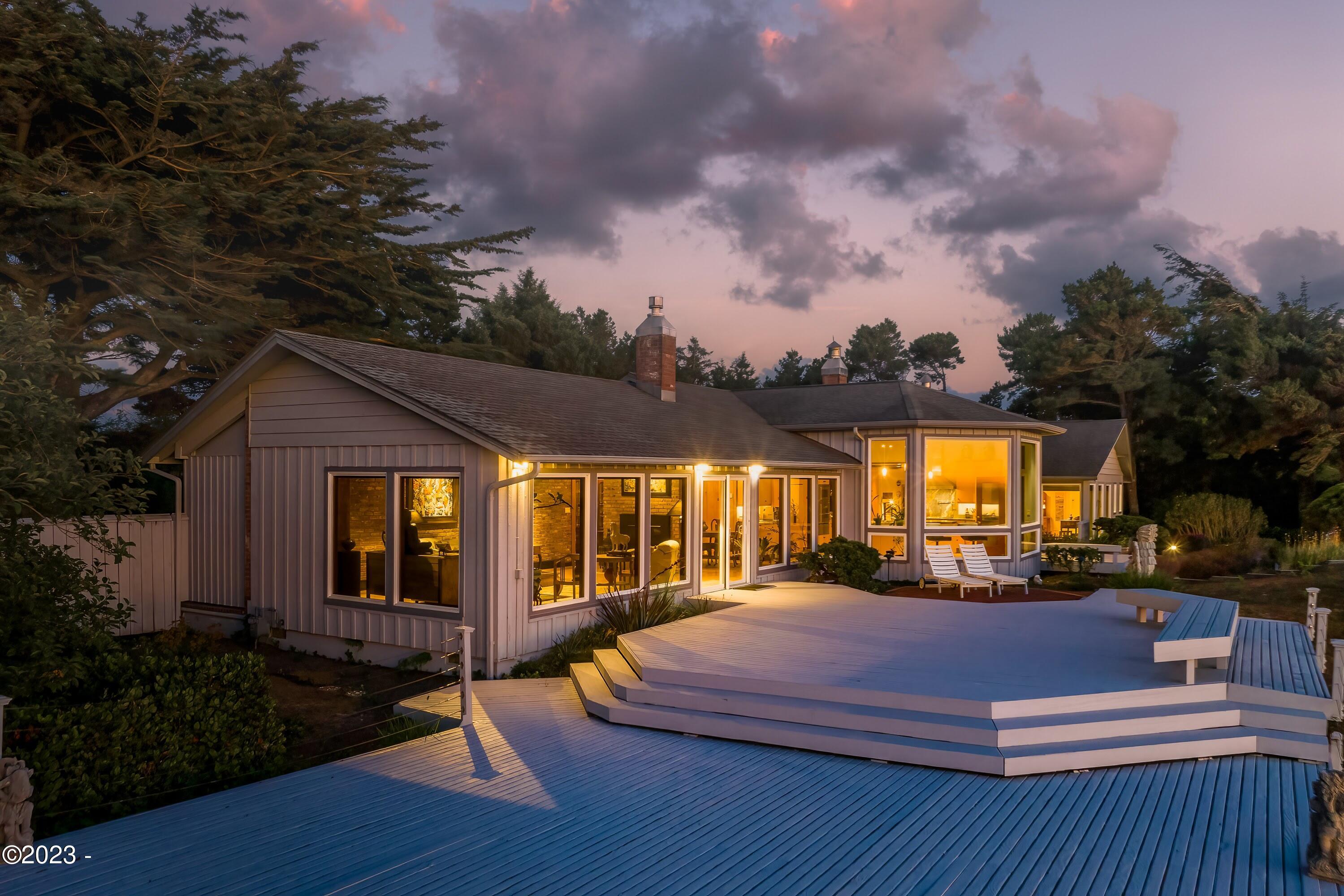 2407 NW Pacific Street