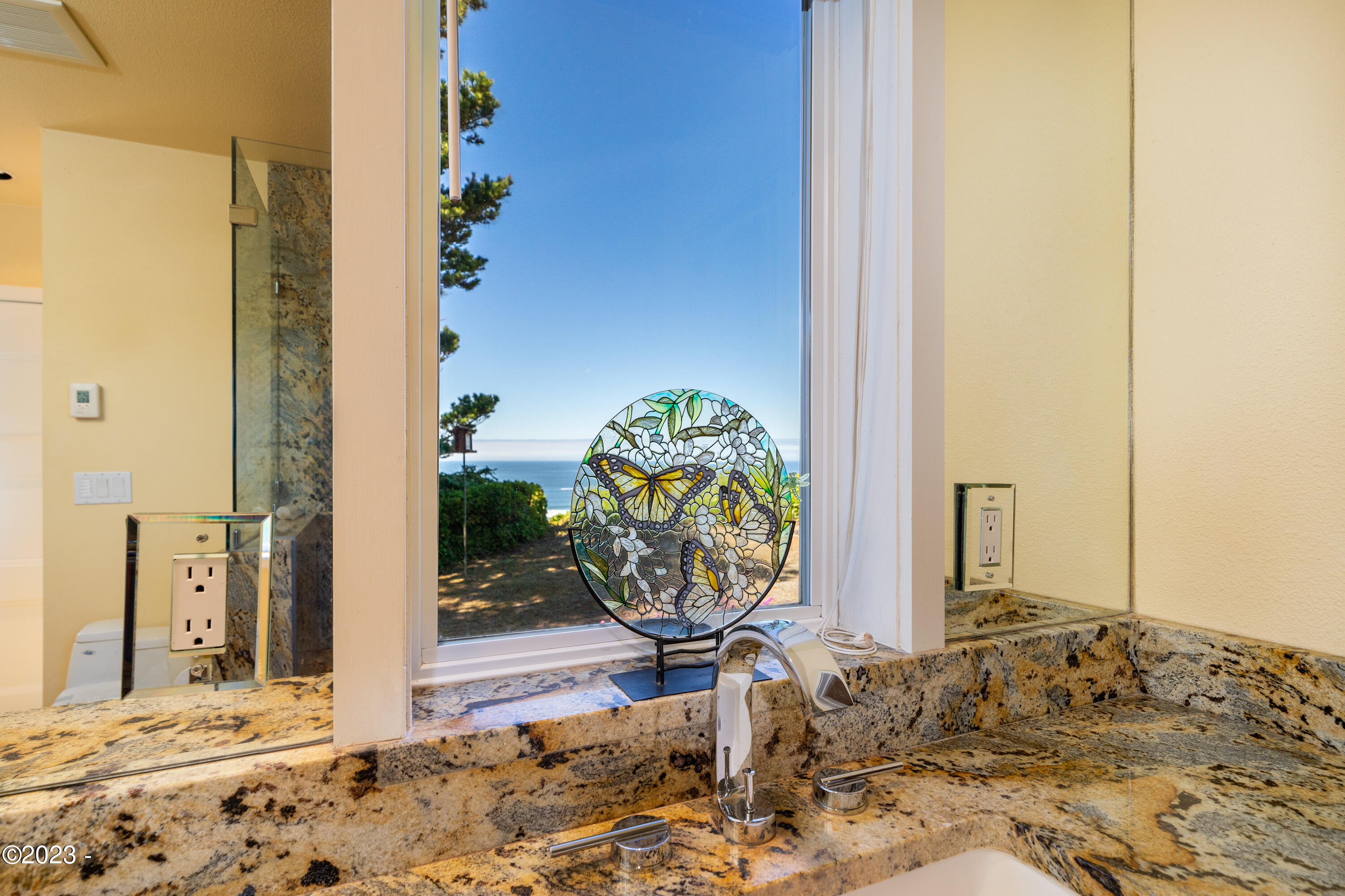 2407 NW Pacific Street