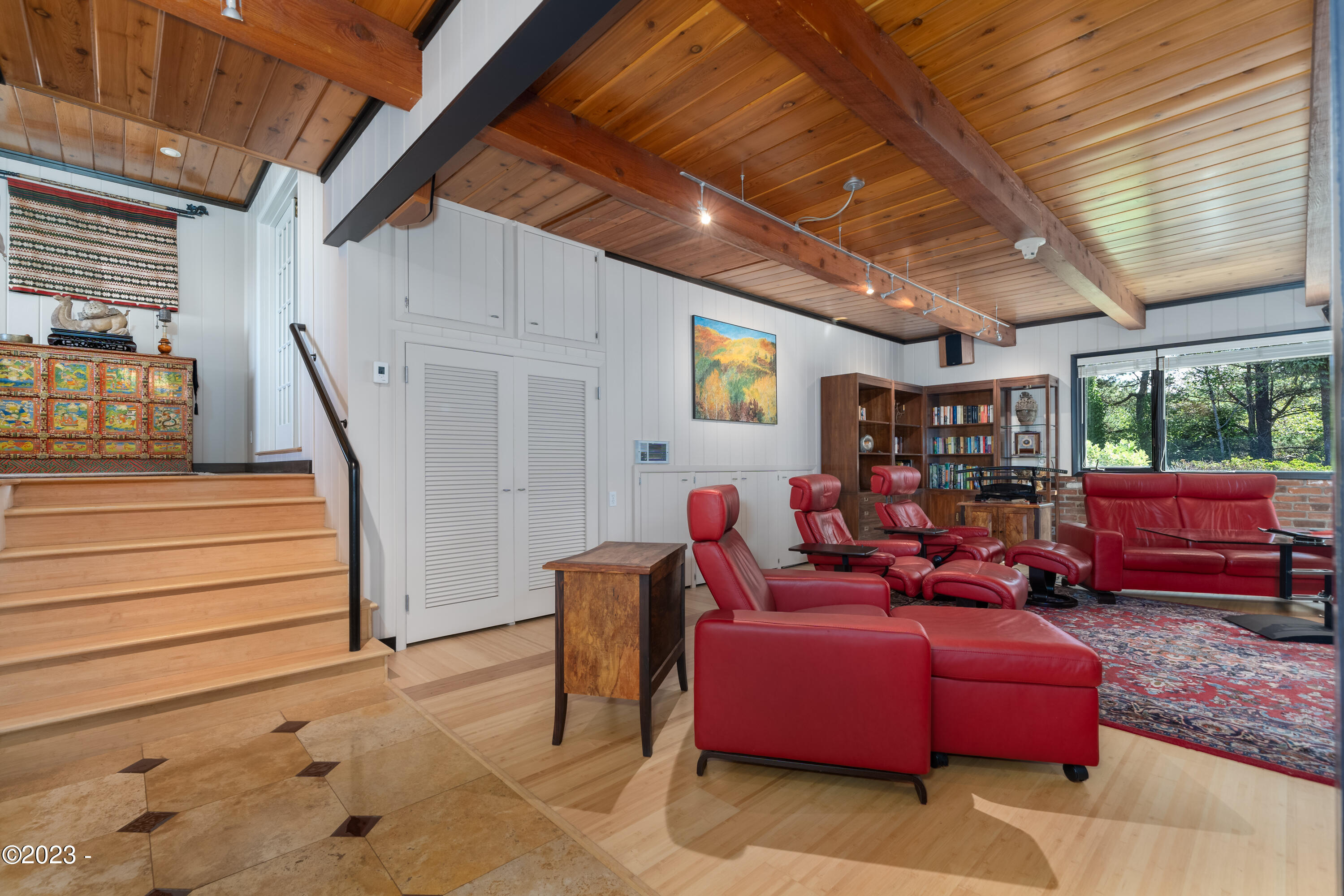 2407 NW Pacific Street