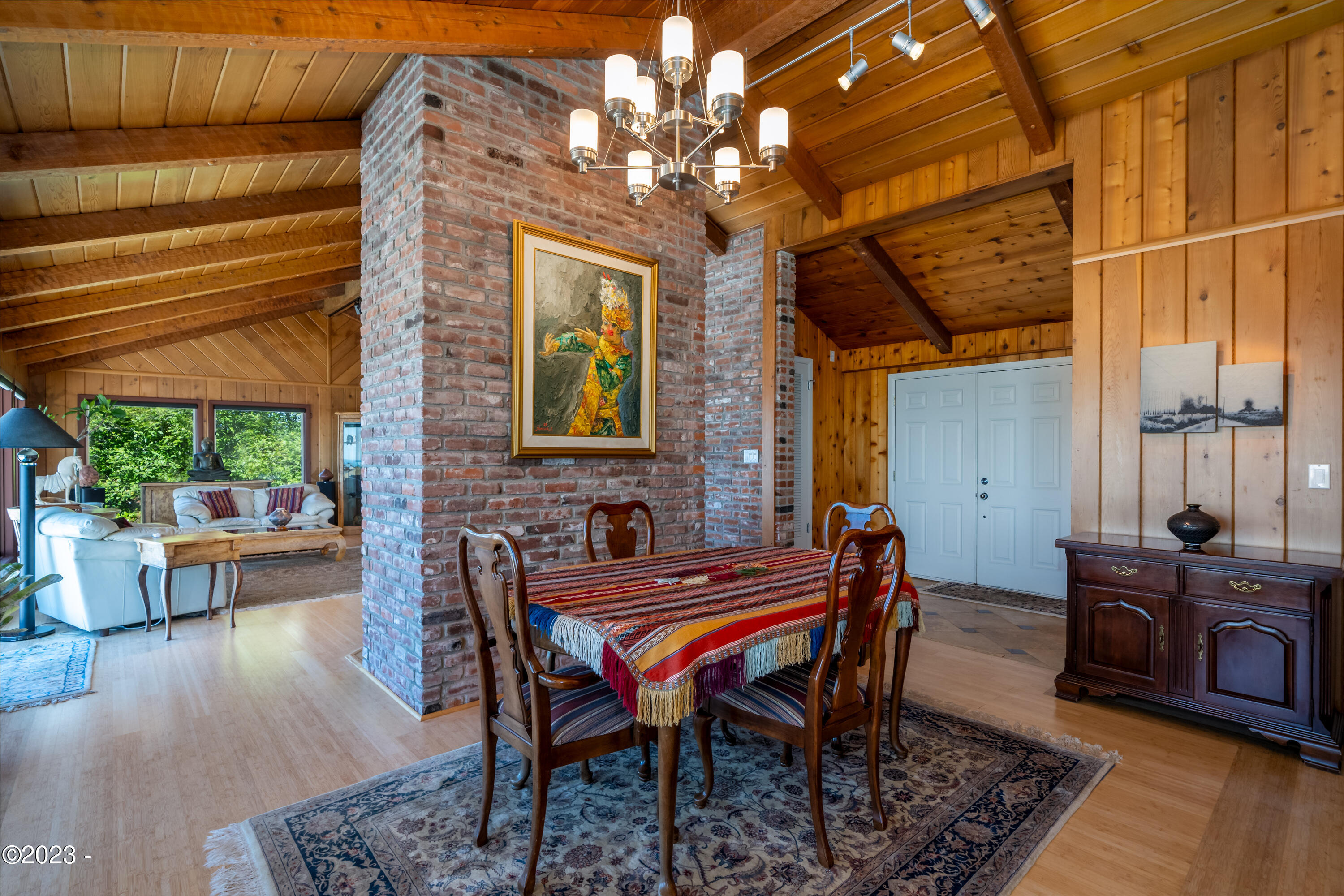 2407 NW Pacific Street