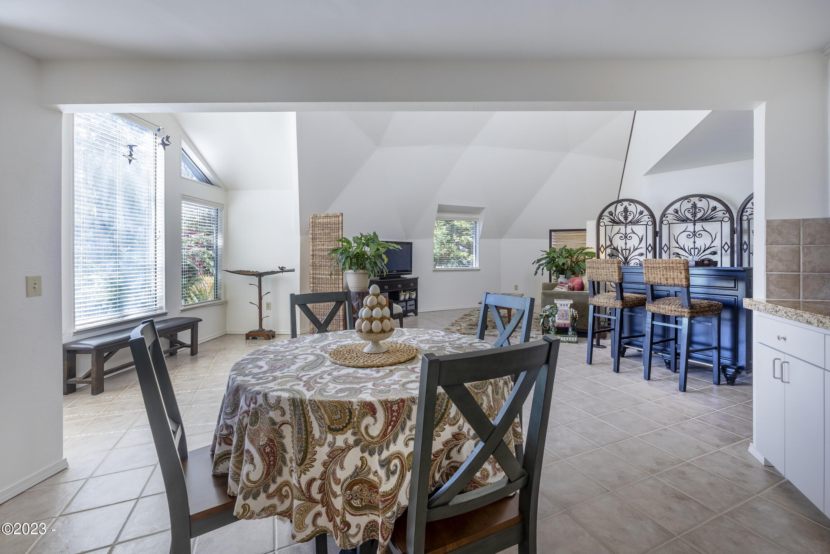 2701 NW Bayshore Loop