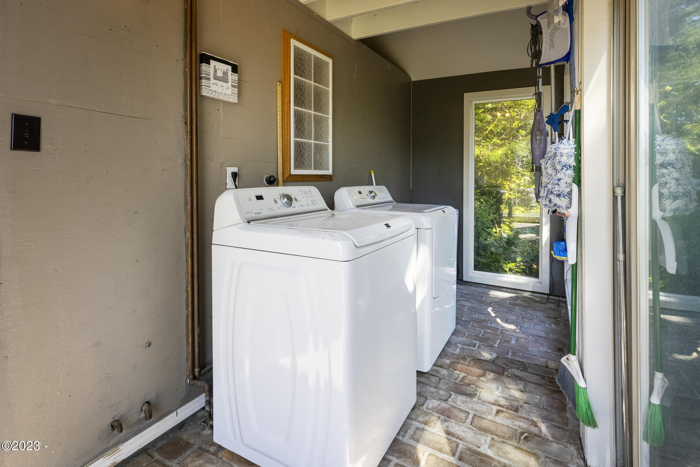 2701 NW Bayshore Loop