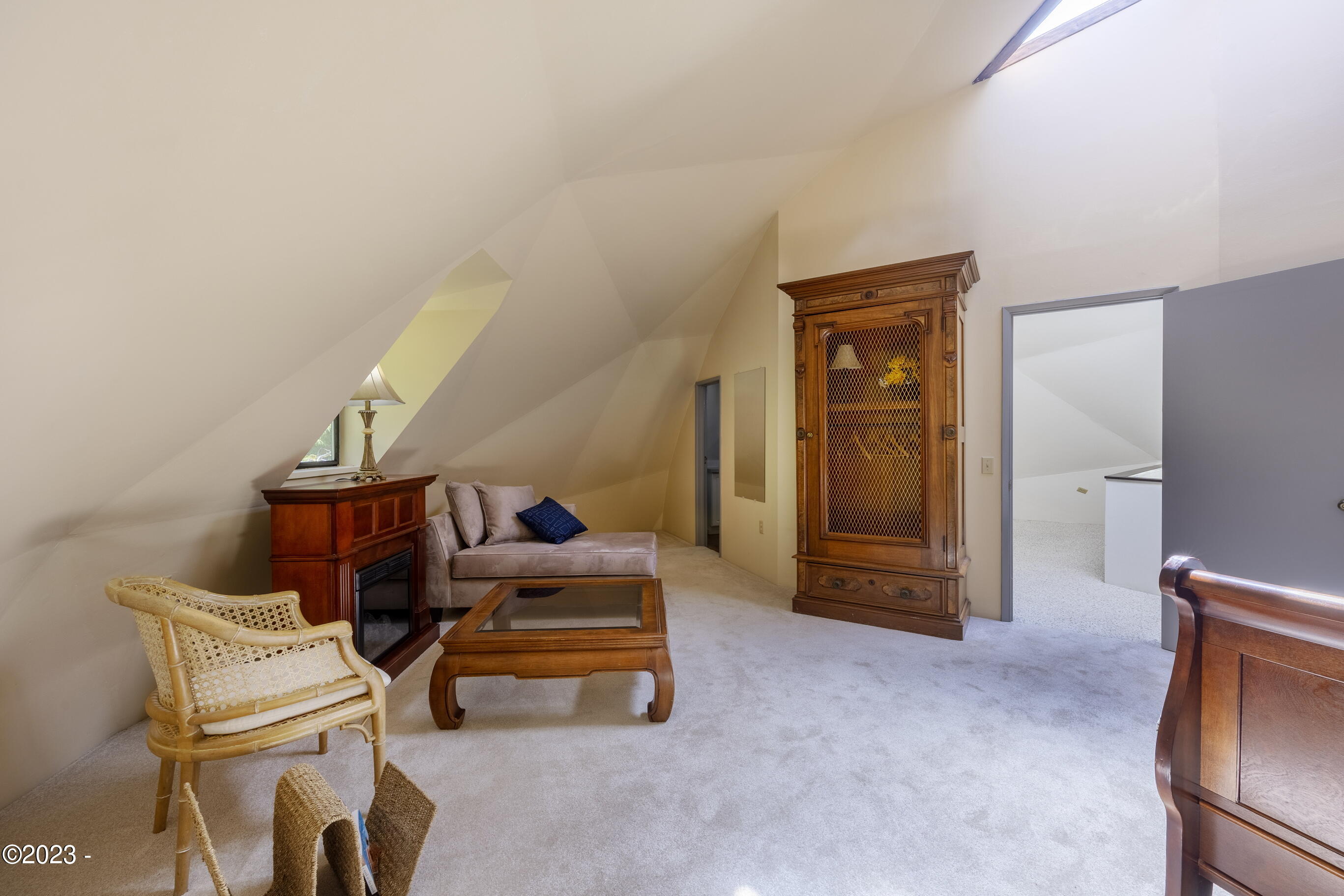 2701 NW Bayshore Loop