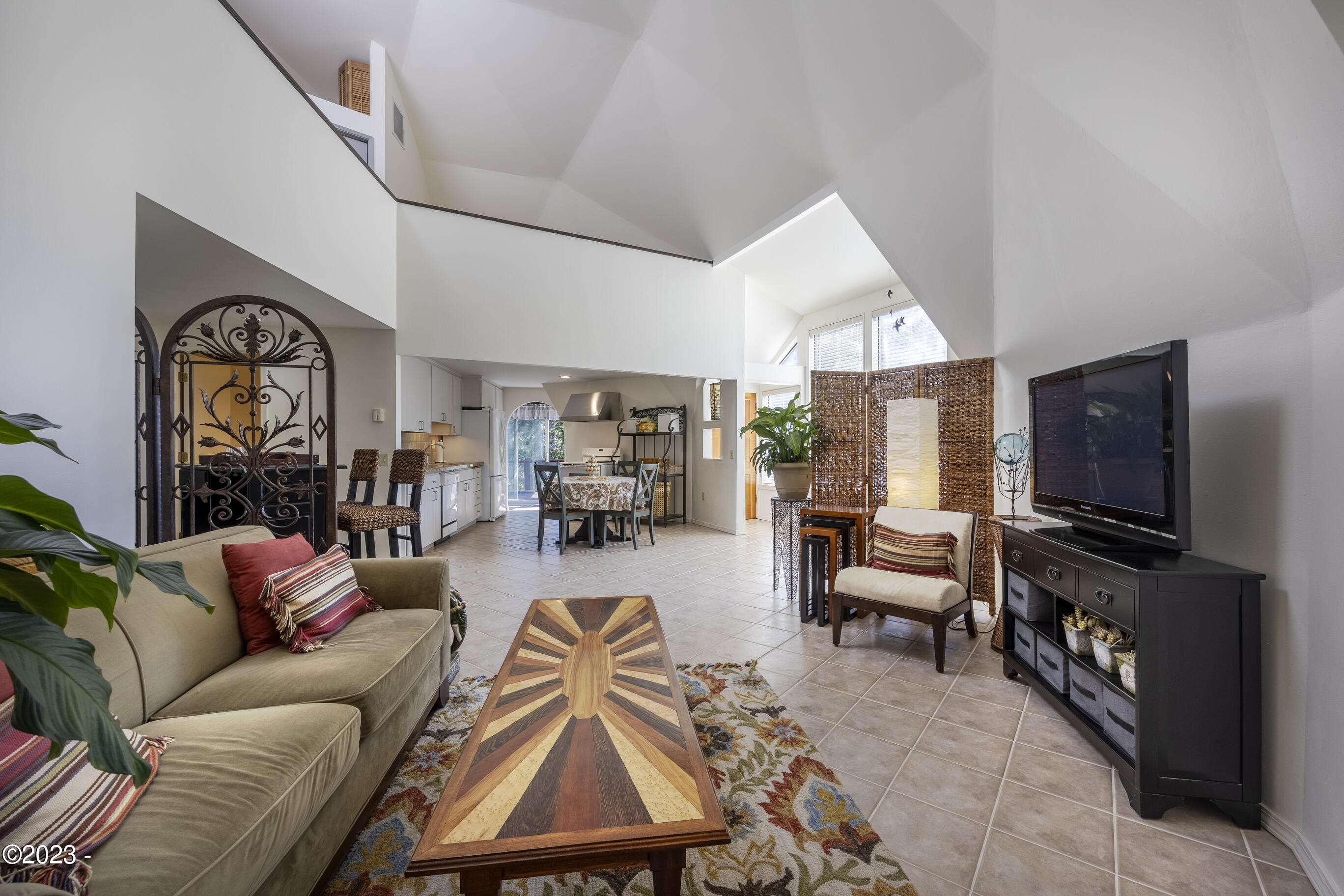 2701 NW Bayshore Loop