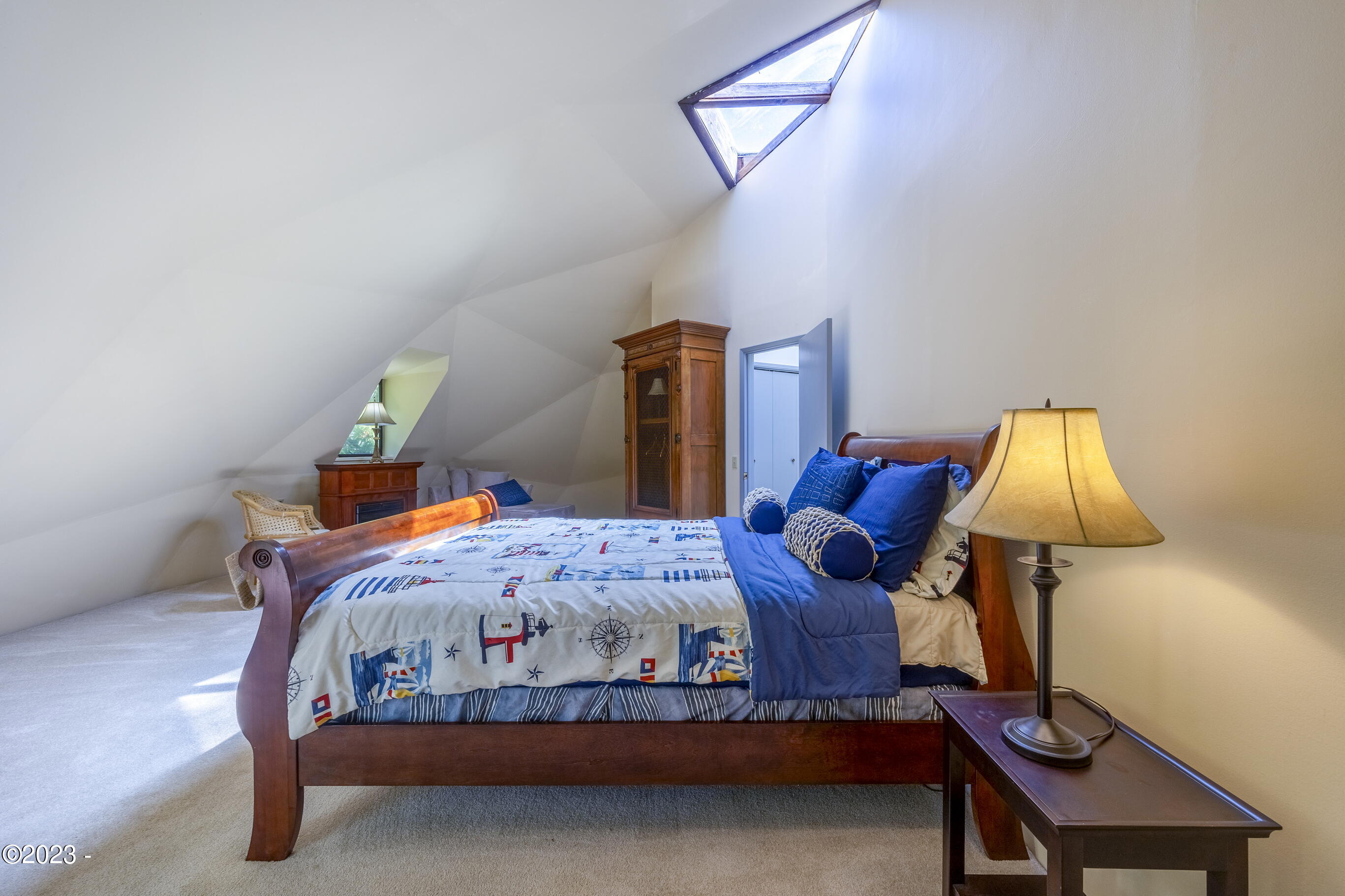 2701 NW Bayshore Loop