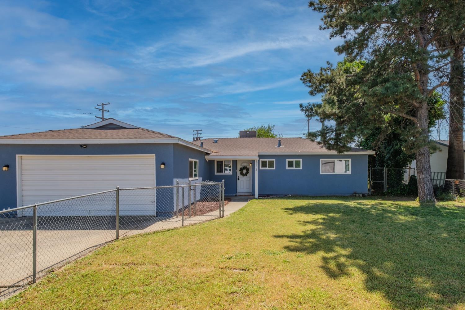 1854 Park Circle