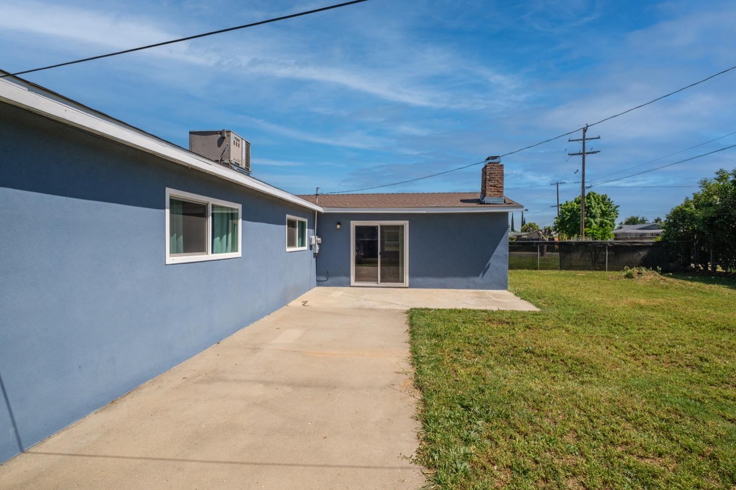 1854 Park Circle