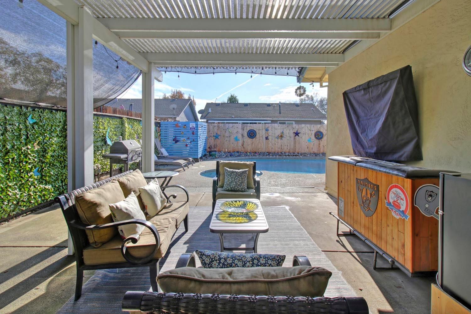 1102 Wimbledon Drive