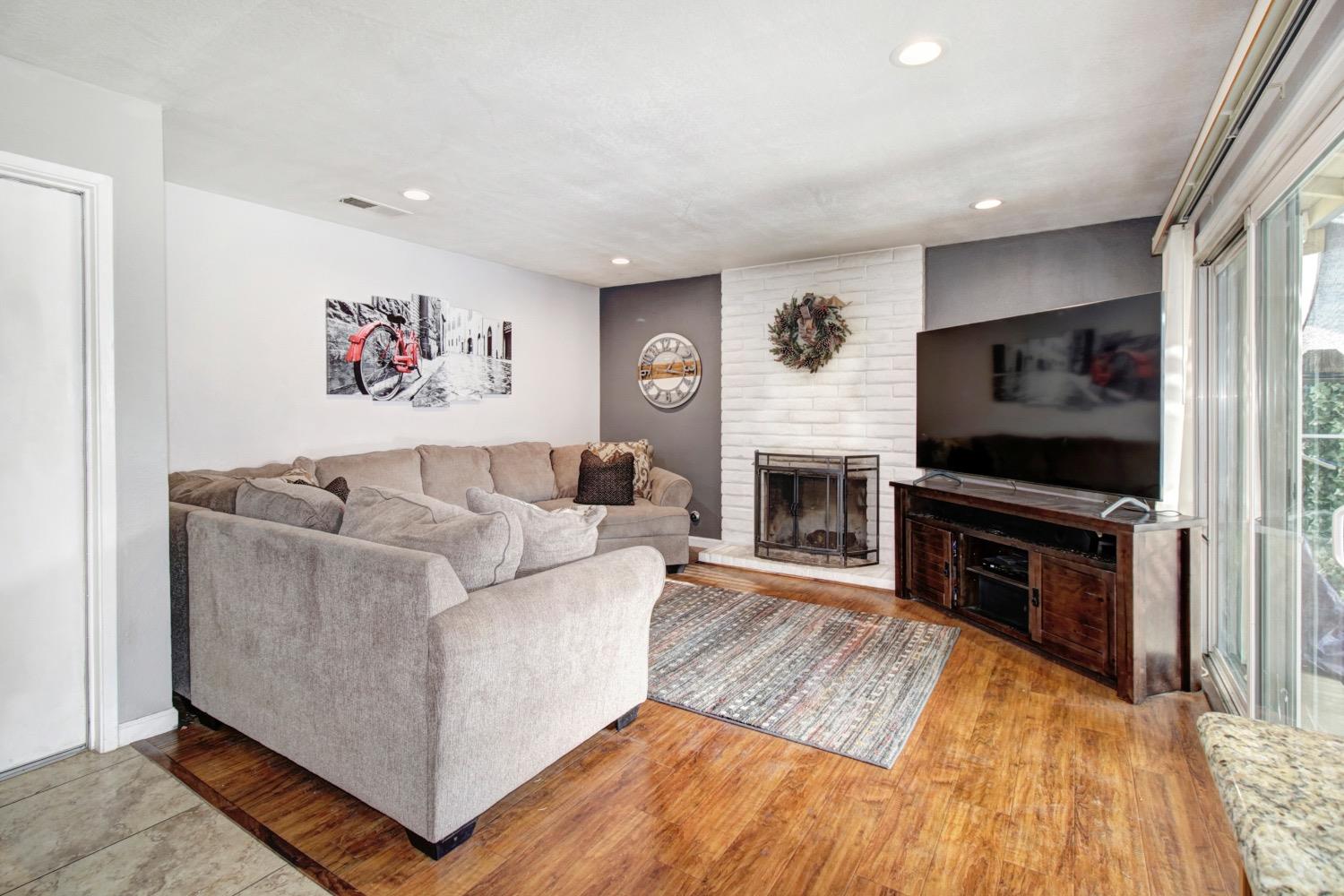 1102 Wimbledon Drive