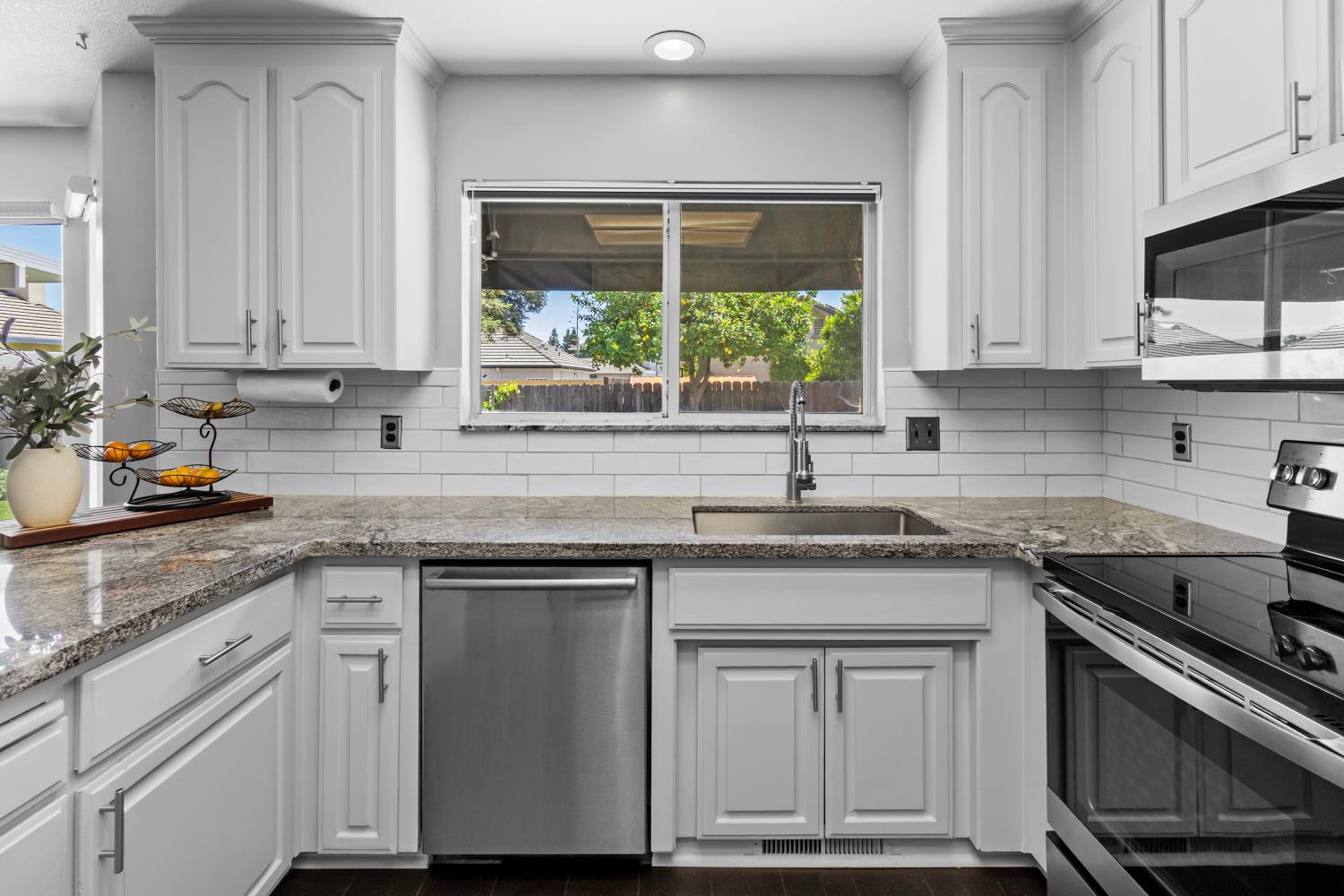 938 Buttercup Place