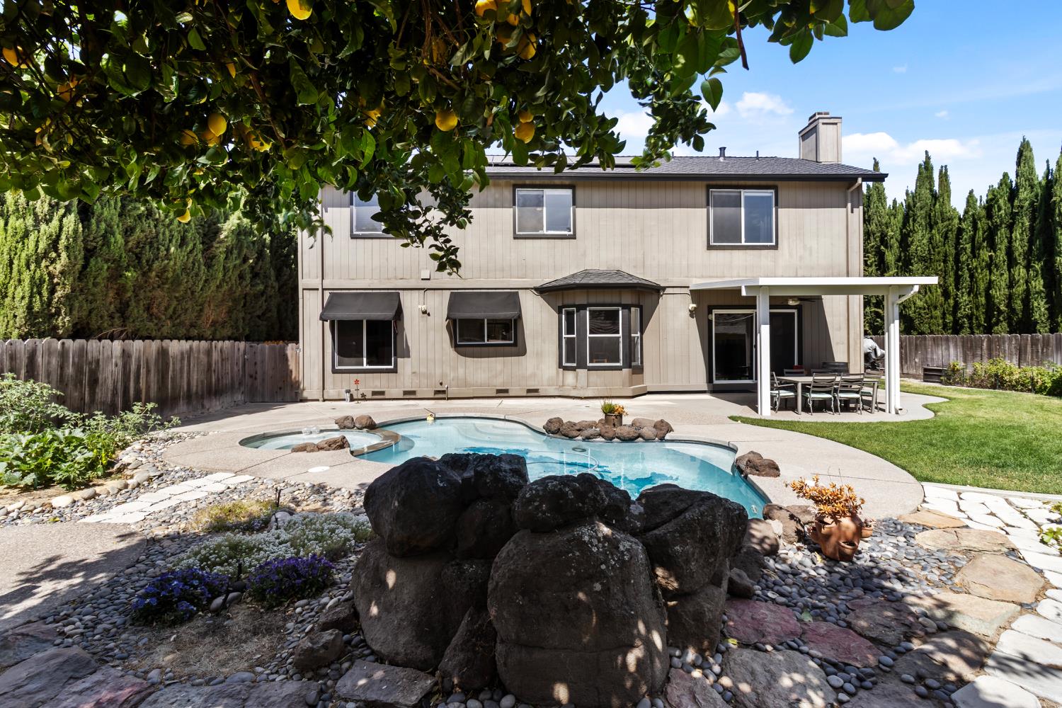 938 Buttercup Place