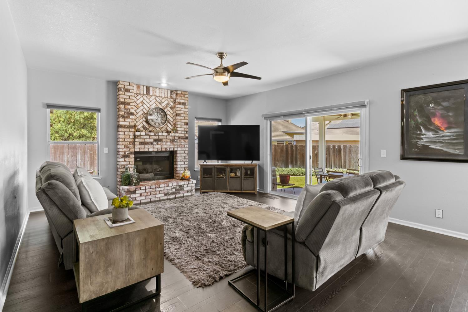 938 Buttercup Place