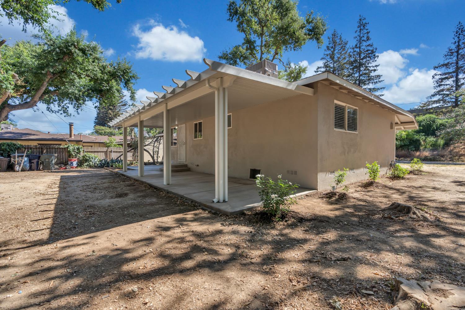 5720 Riverside Boulevard