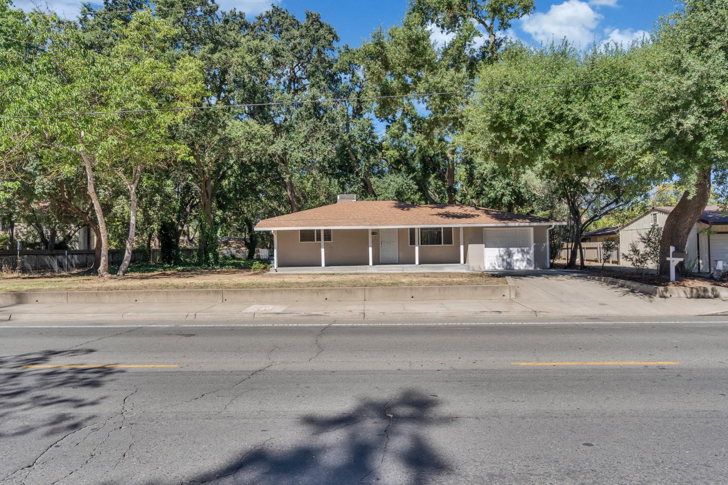 5720 Riverside Boulevard