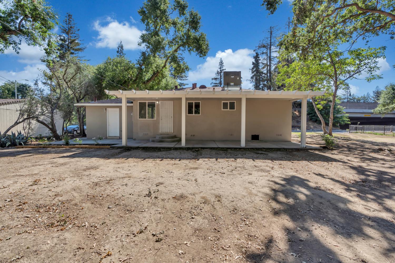 5720 Riverside Boulevard