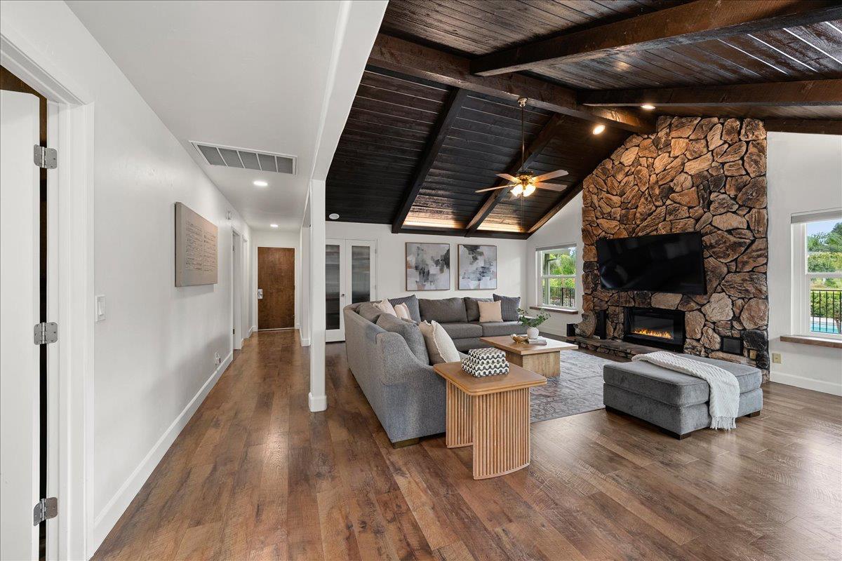 9301 Duffy Lane